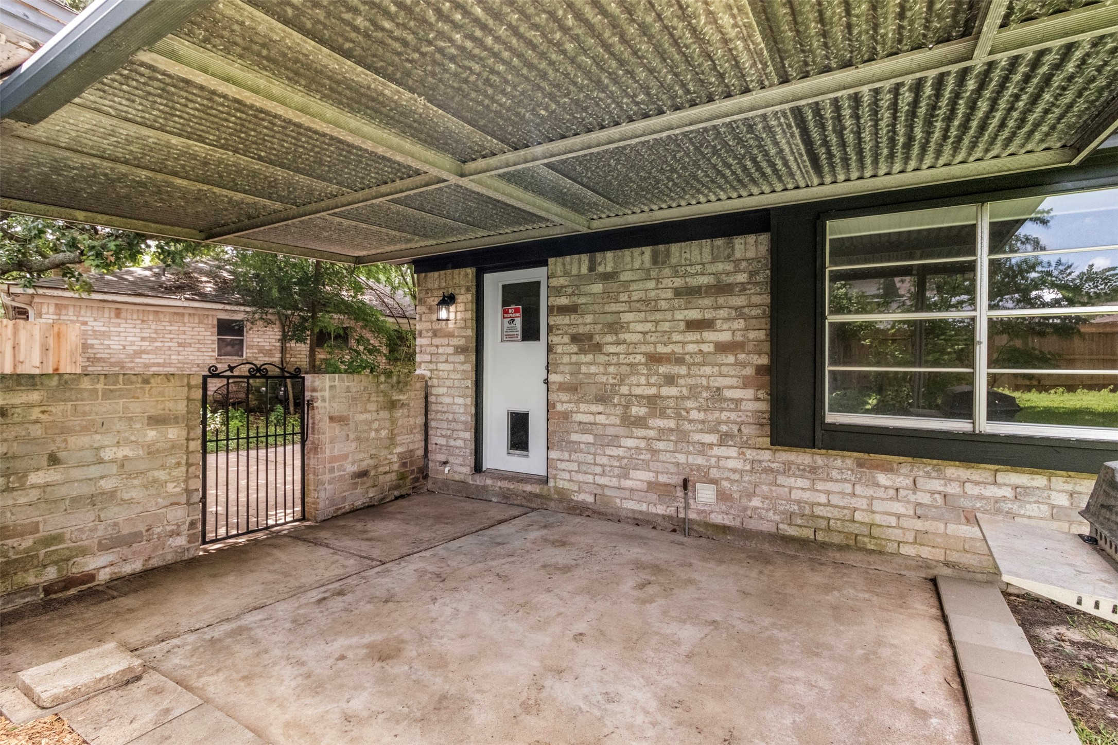 9211 Meaux Drive Property Photo 24