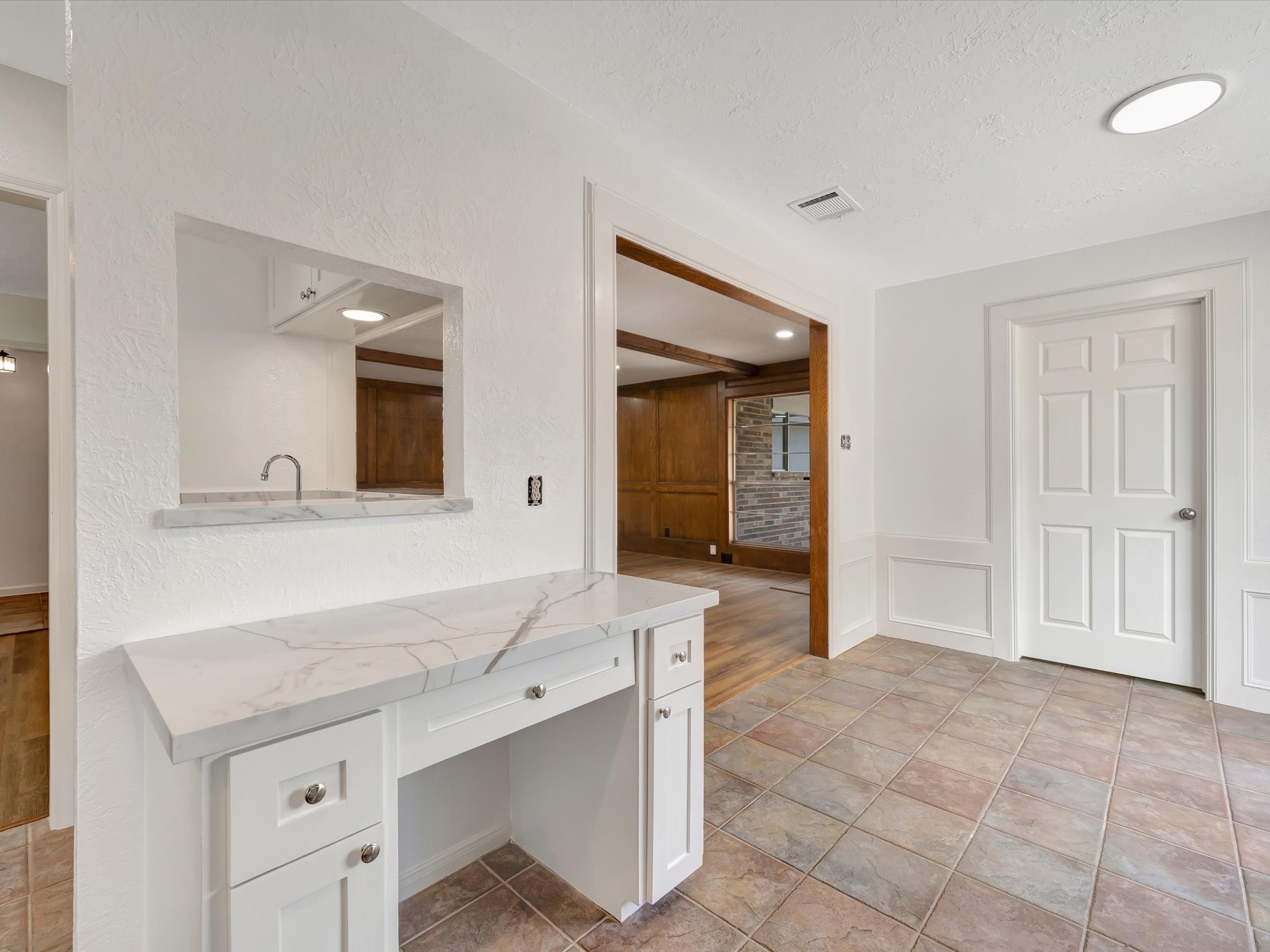 10340 Rocky Hollow Road Property Photo 17