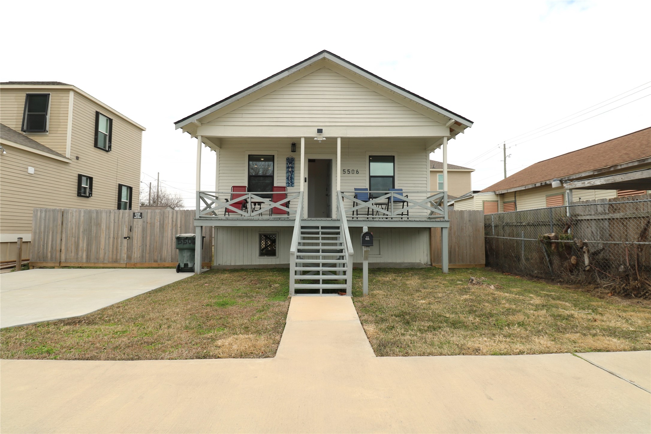 5506 Avenue Q 1/2 Property Photo 1