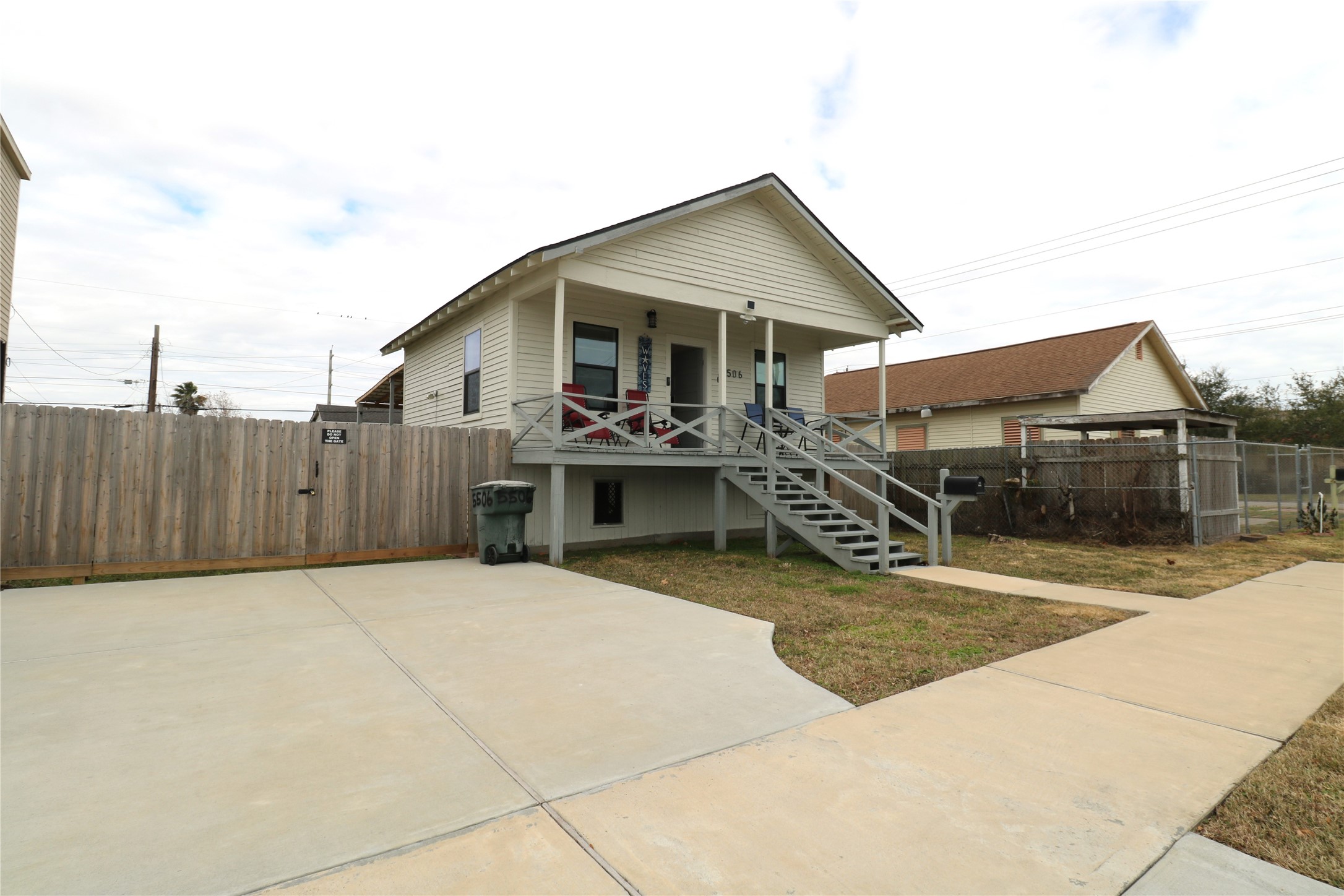 5506 Avenue Q 1/2 Property Photo 6