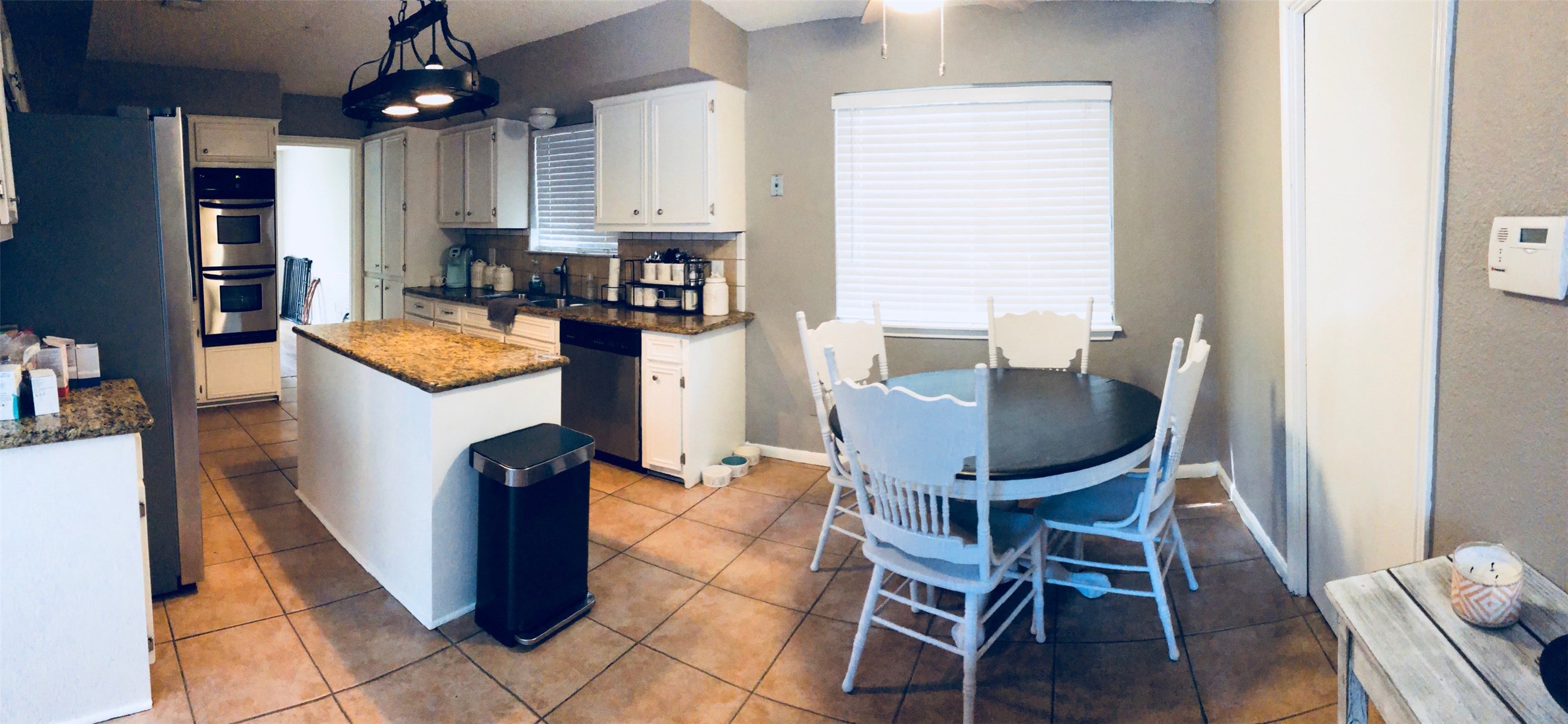 12012 S Blackjack Oak Circle Property Photo 2