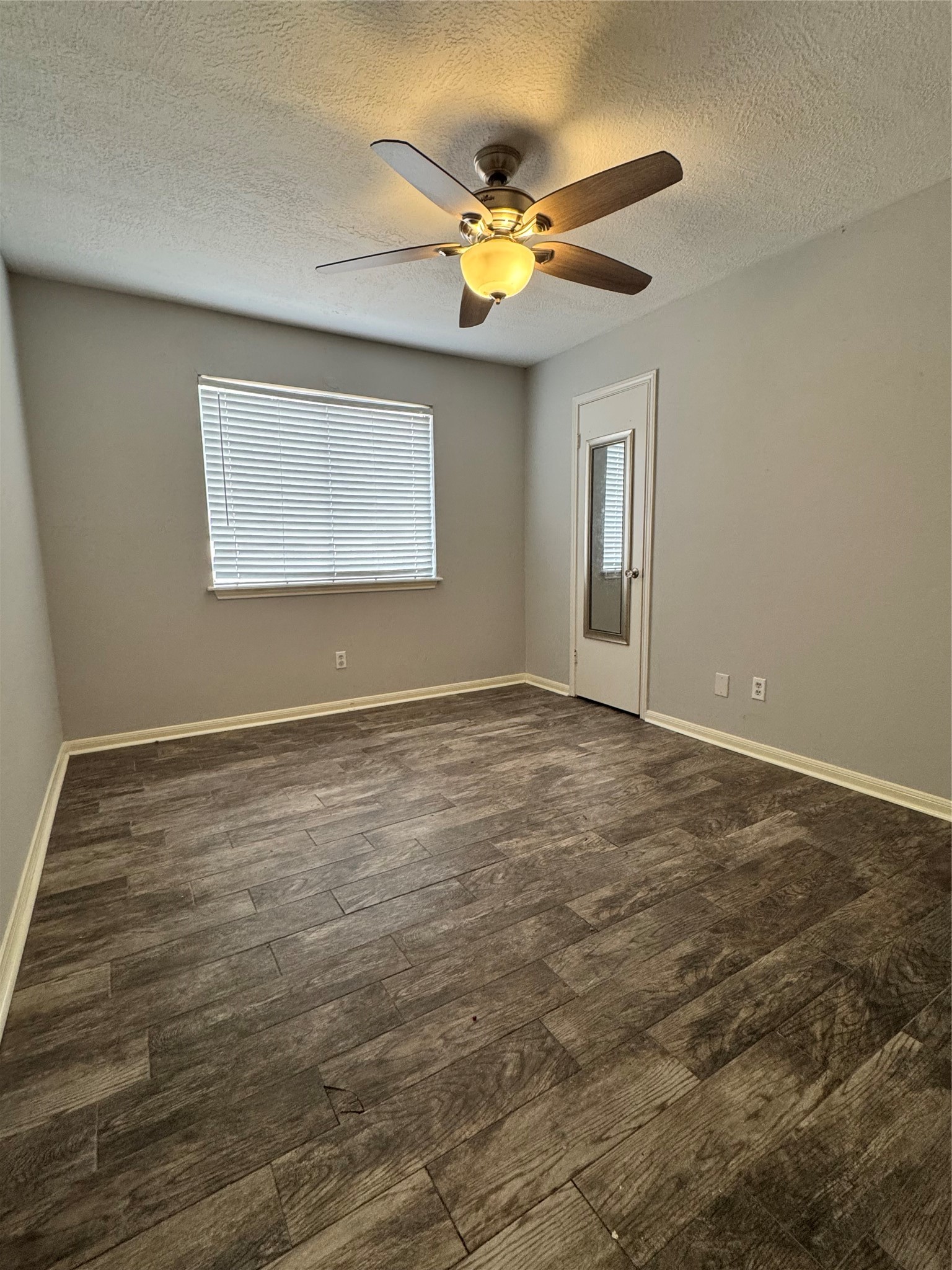 12012 S Blackjack Oak Circle Property Photo 12