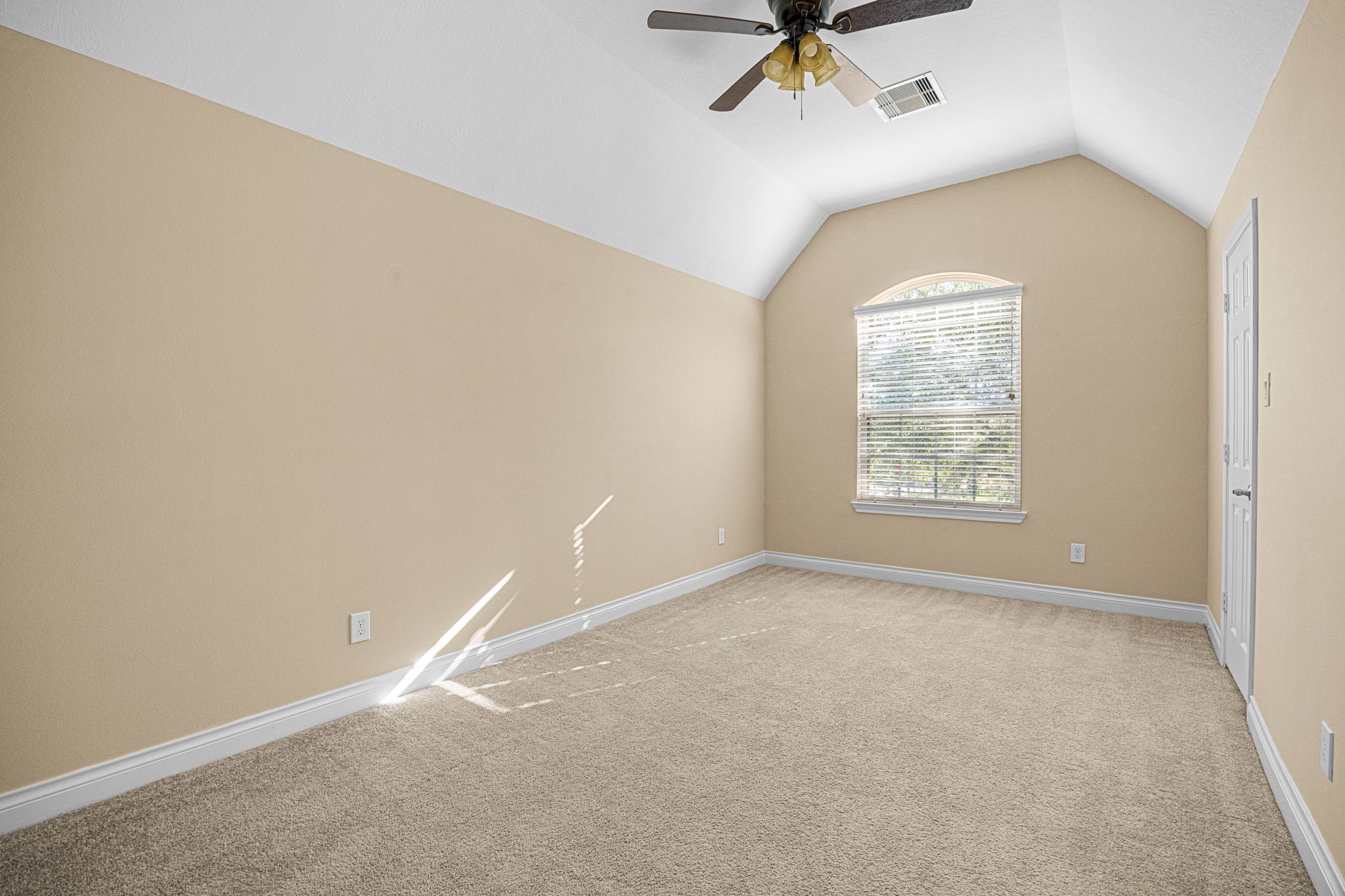 2873 Casciano Court Property Photo 25