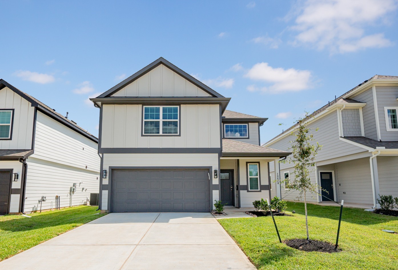 13428 Yellow Perch Drive Property Photo 1