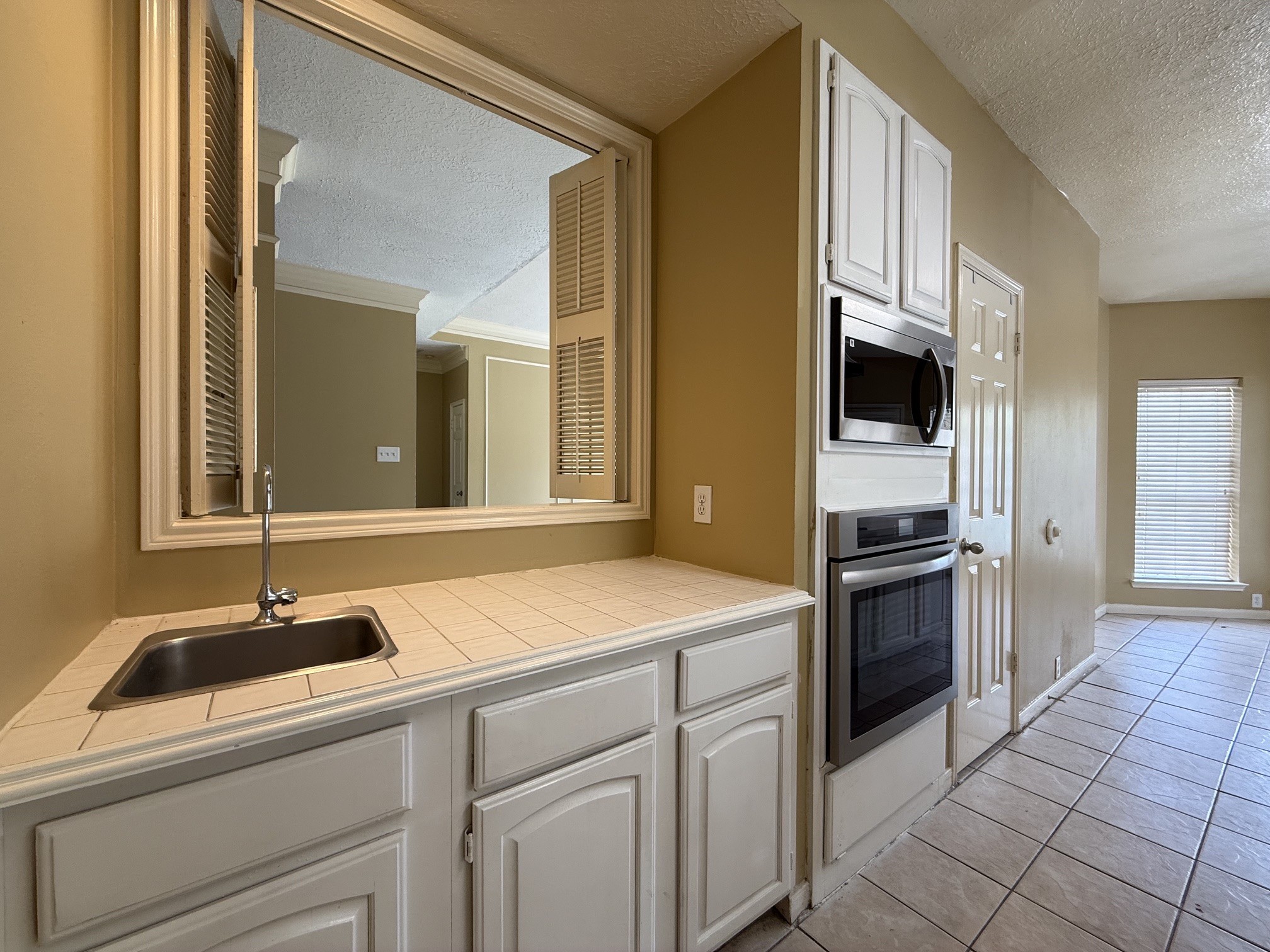 3411 Ashfield Drive Property Photo 7