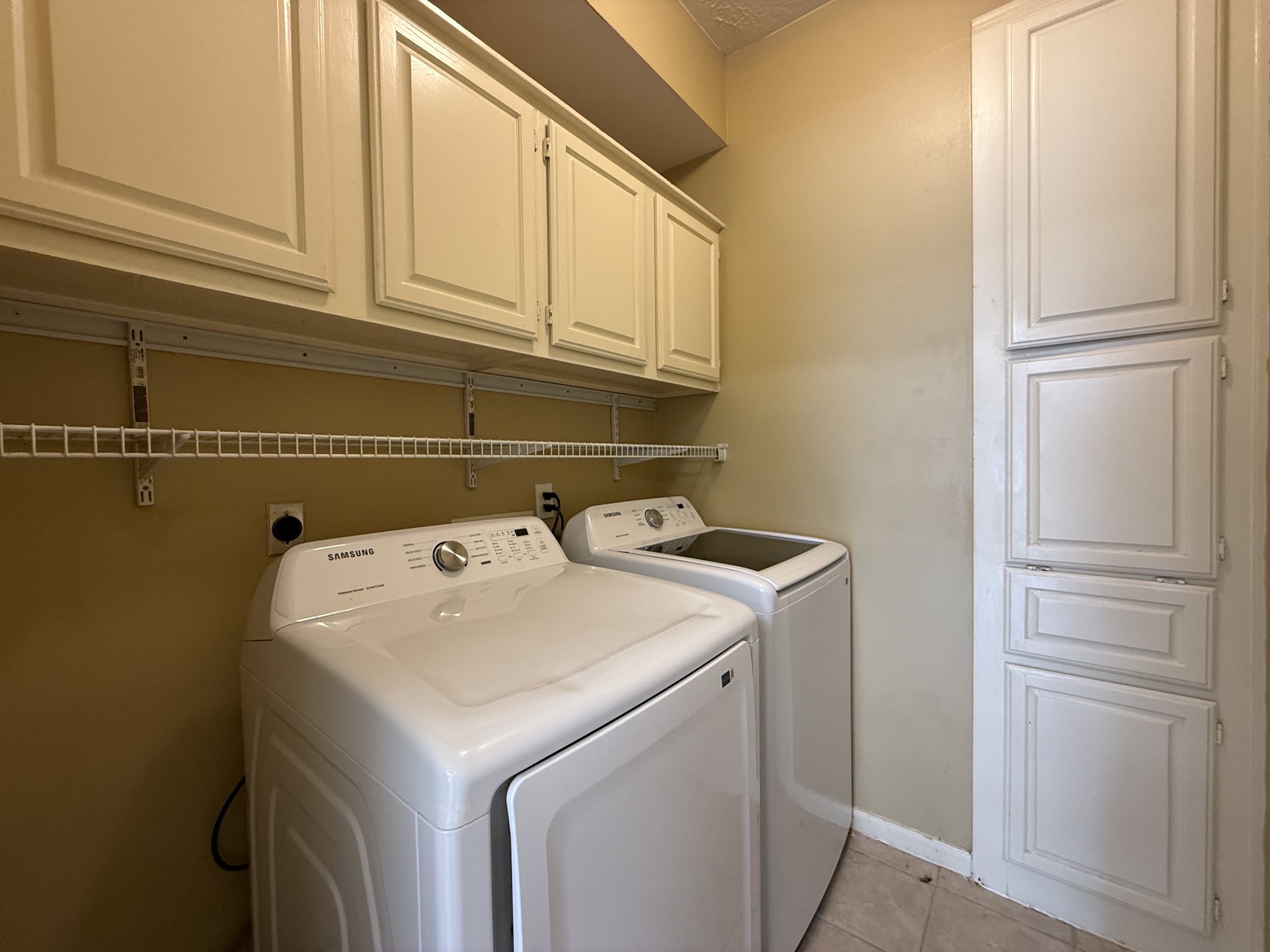 3411 Ashfield Drive Property Photo 11