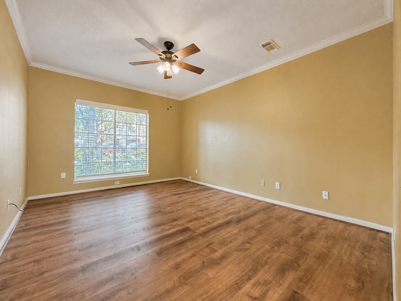 3411 Ashfield Drive Property Photo 21
