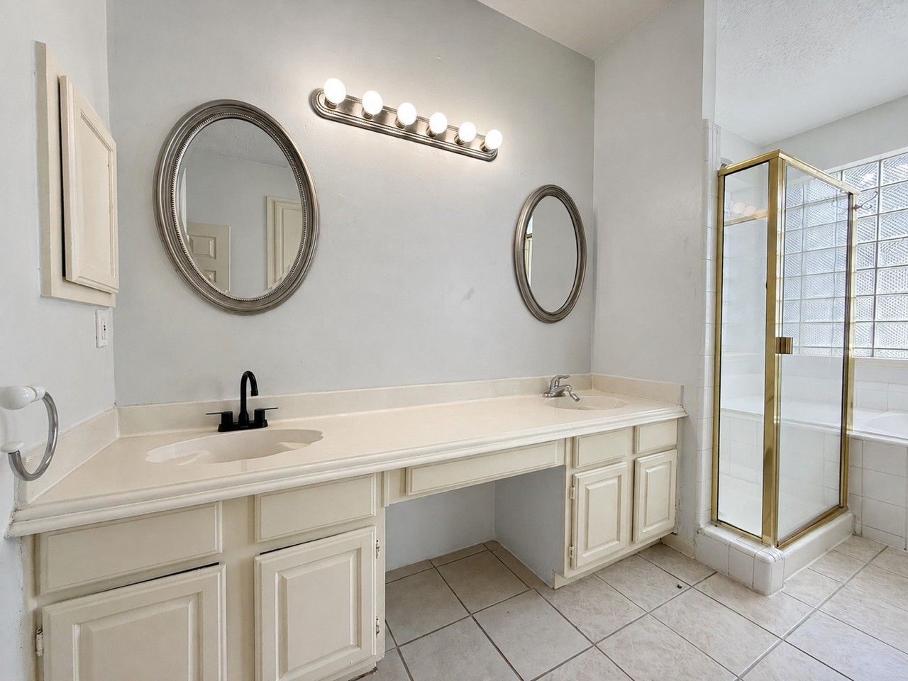 3411 Ashfield Drive Property Photo 23