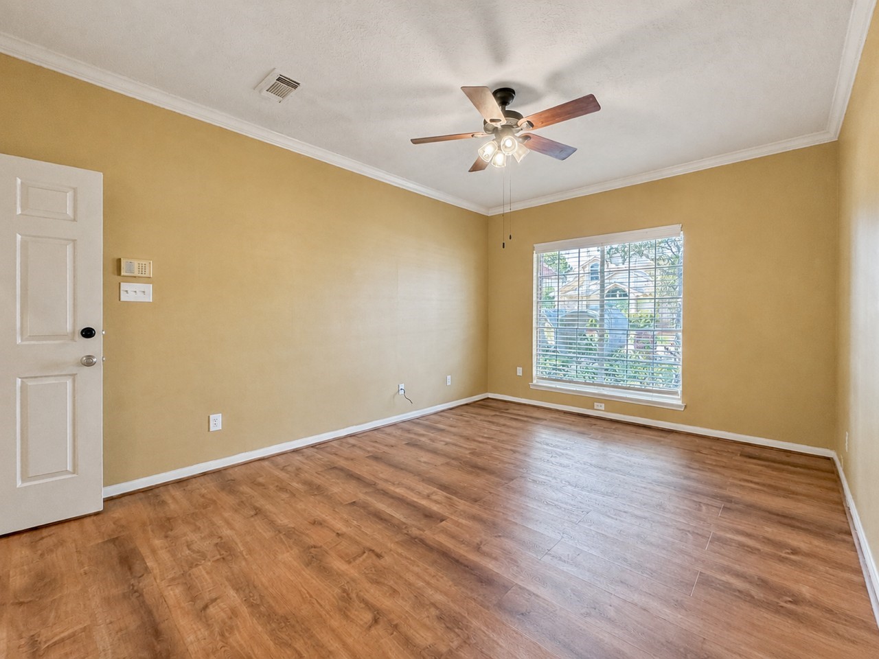 3411 Ashfield Drive Property Photo 24