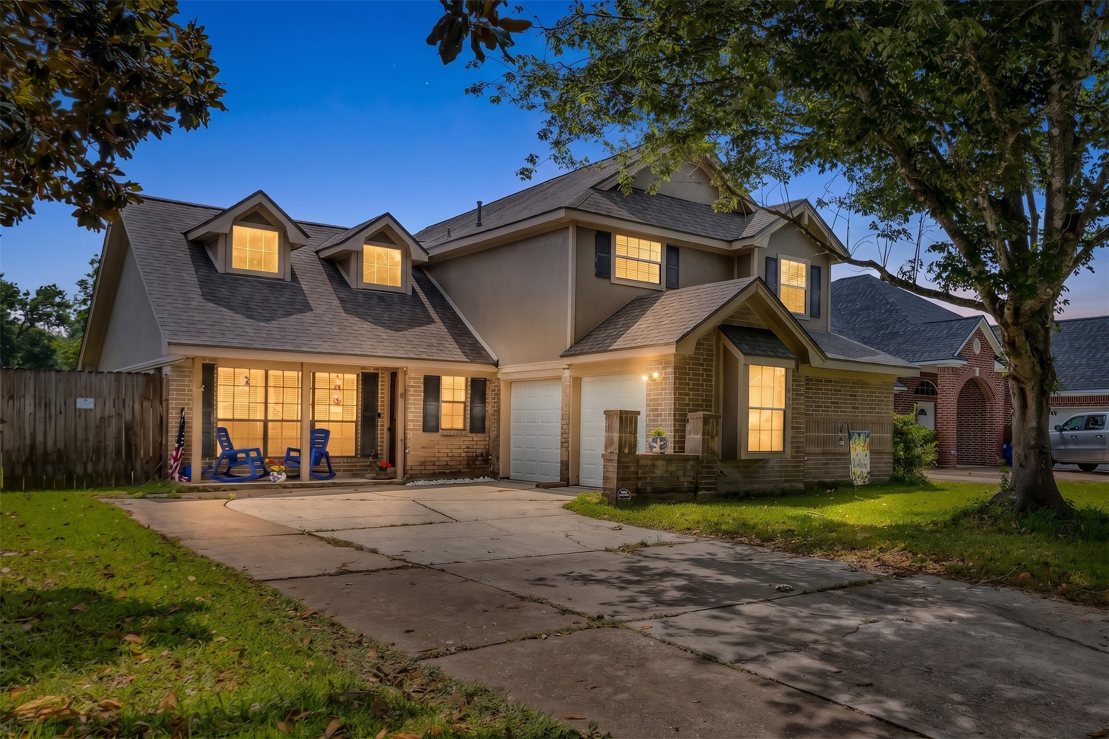 1006 Autumn Court Property Photo 4