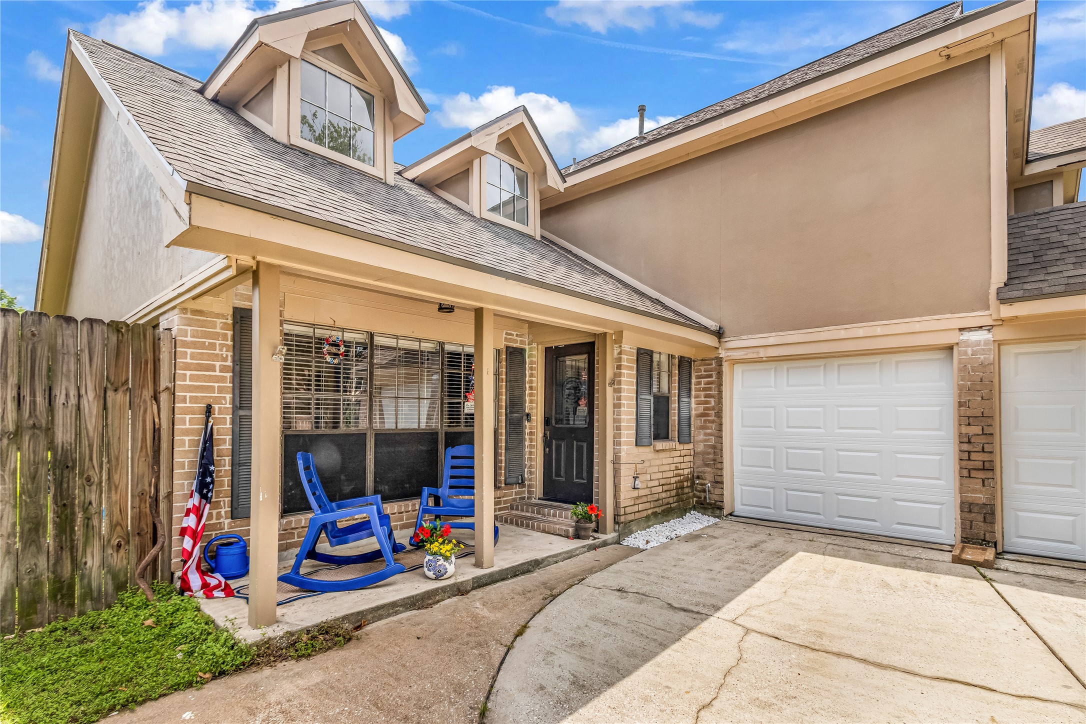 1006 Autumn Court Property Photo 6
