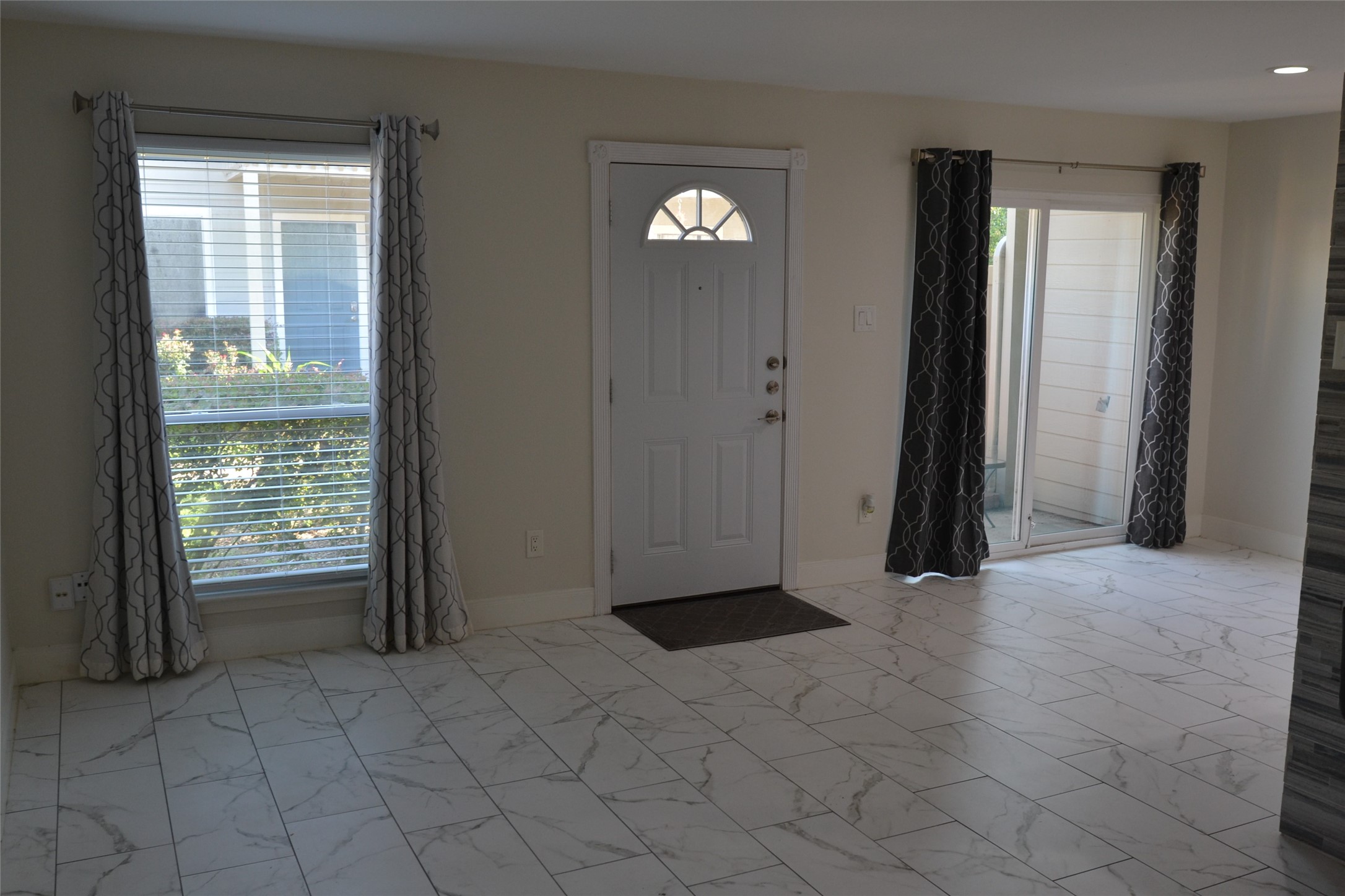 2379 Briarwest Boulevard 25 Property Photo 14