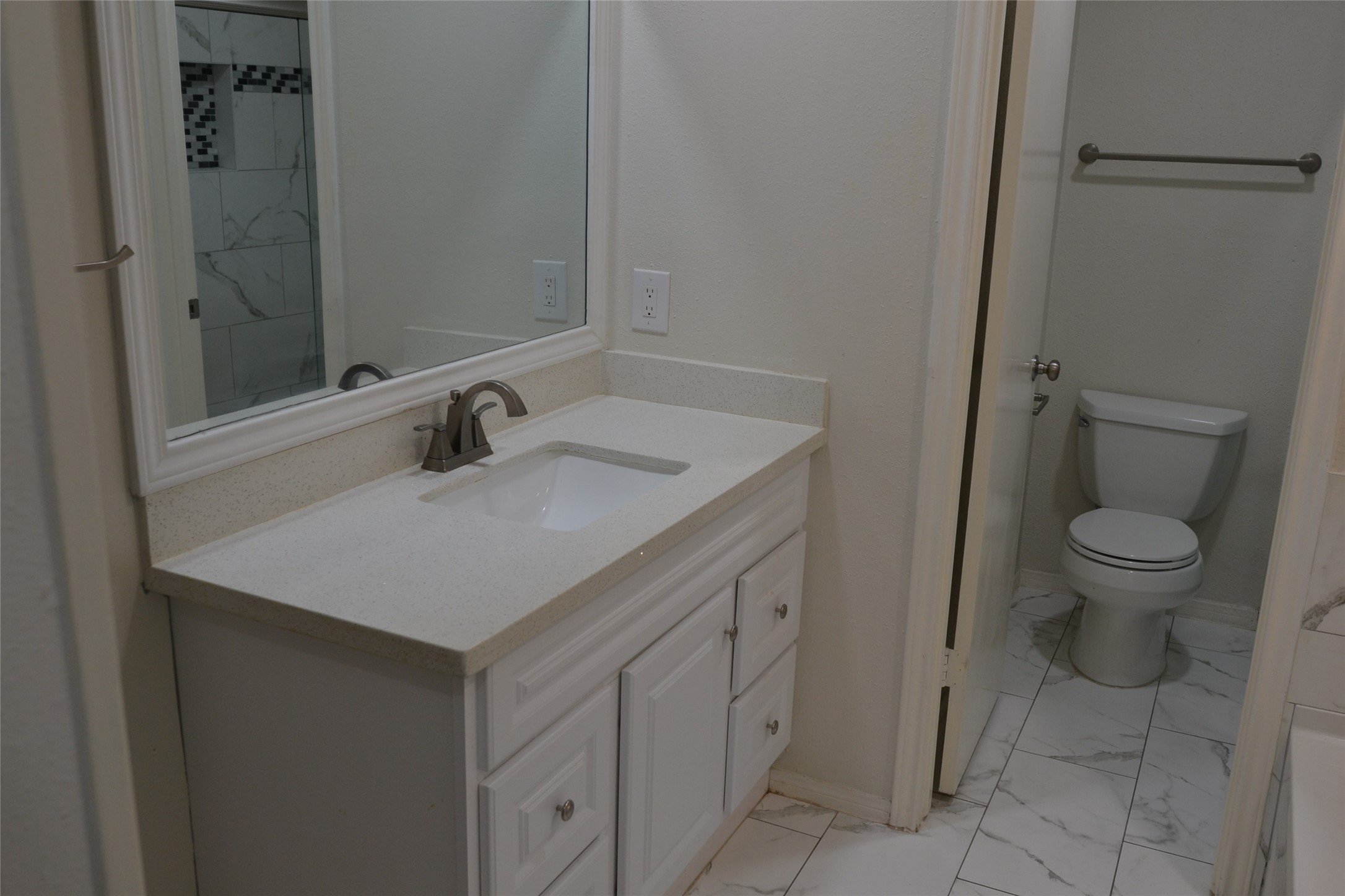 2379 Briarwest Boulevard 25 Property Photo 26