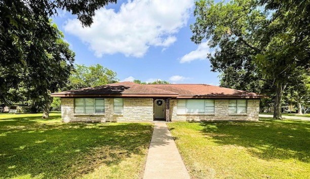 409 Koehl Street Property Photo