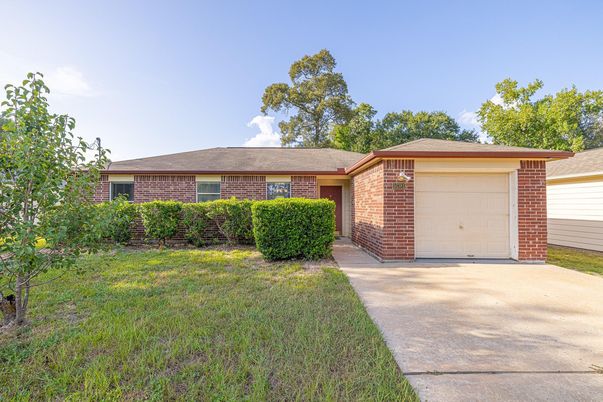 16381 Many Trees Lane, Conroe TX 77302 Property Photo 1