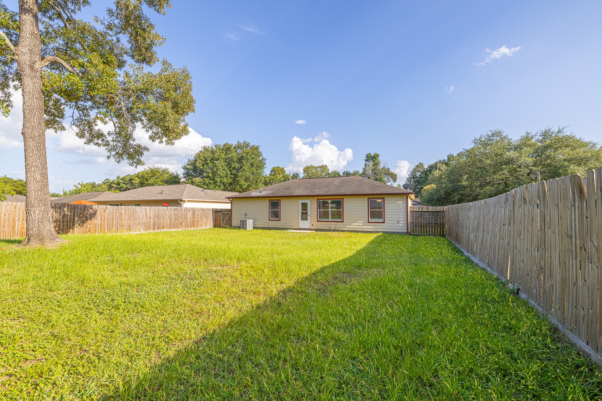 16381 Many Trees Lane Property Photo 23