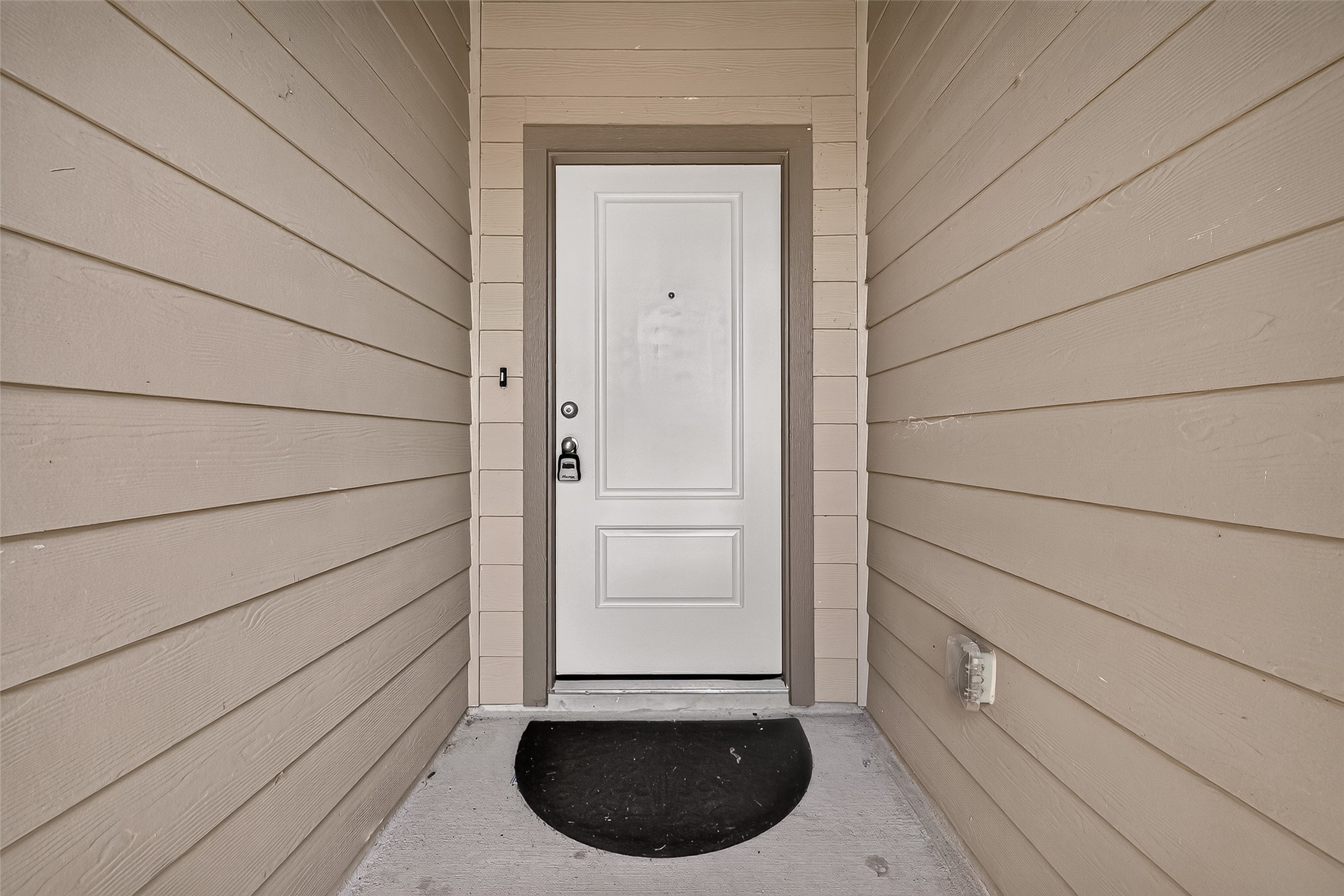 8043 Black Forest Lane Property Photo 6
