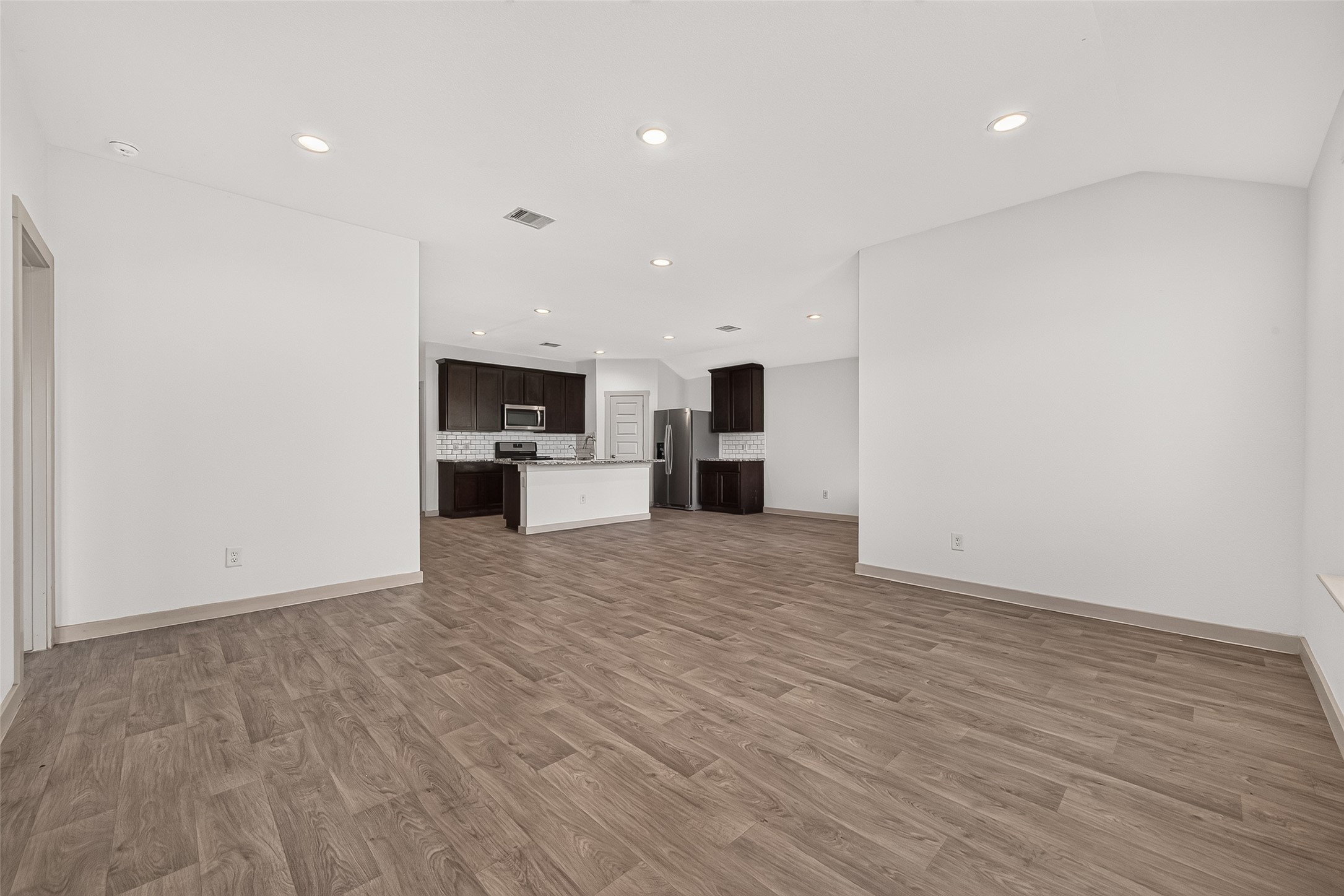 8043 Black Forest Lane Property Photo 14