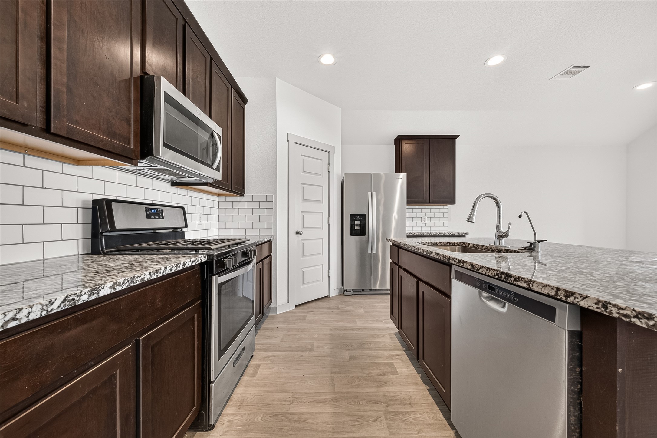 8043 Black Forest Lane Property Photo 17