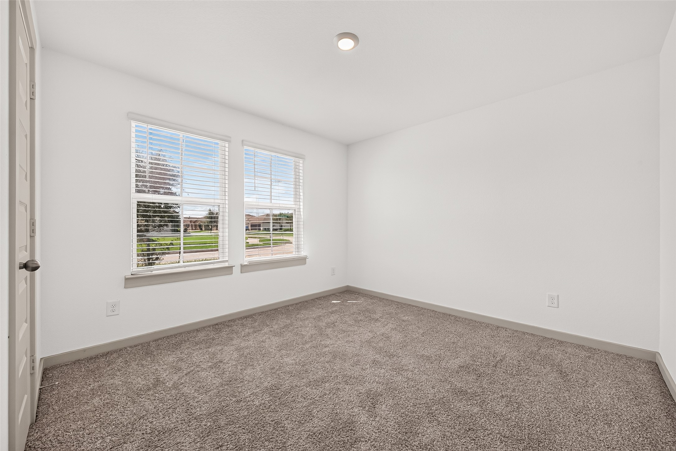 8043 Black Forest Lane Property Photo 22