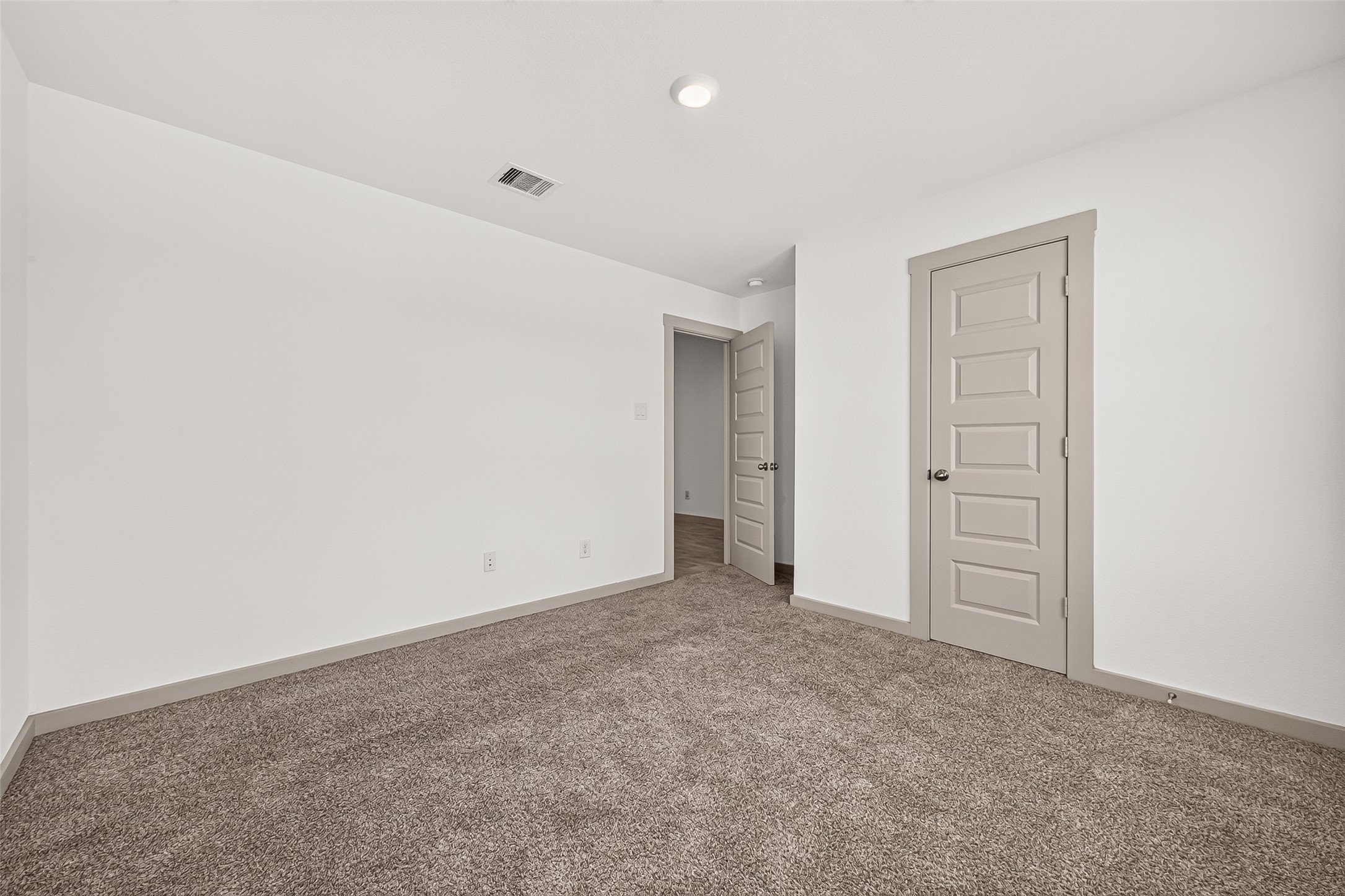 8043 Black Forest Lane Property Photo 23