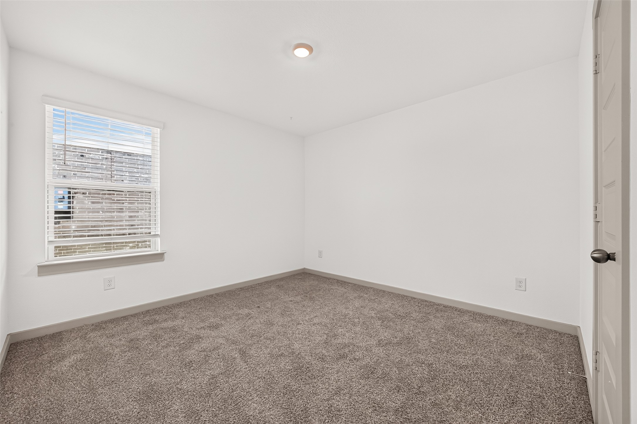 8043 Black Forest Lane Property Photo 25