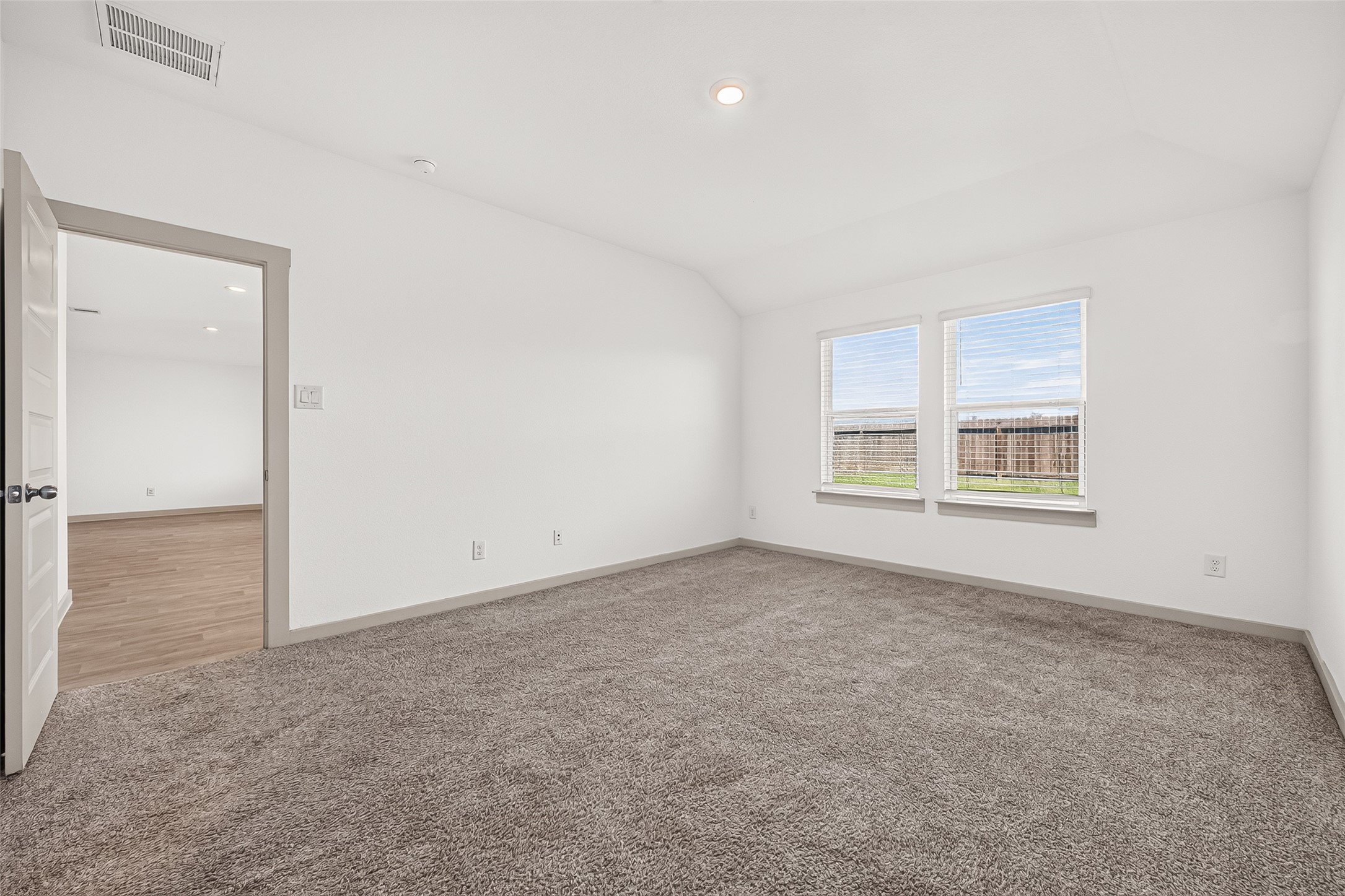 8043 Black Forest Lane Property Photo 33