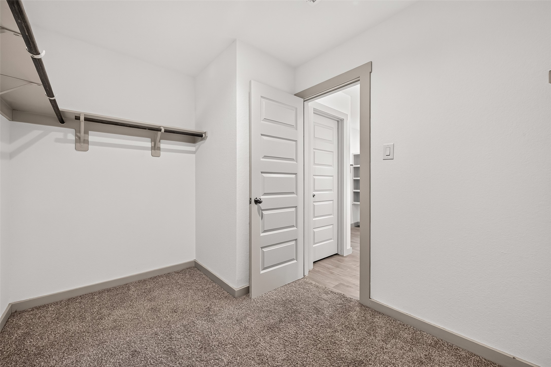 8043 Black Forest Lane Property Photo 38