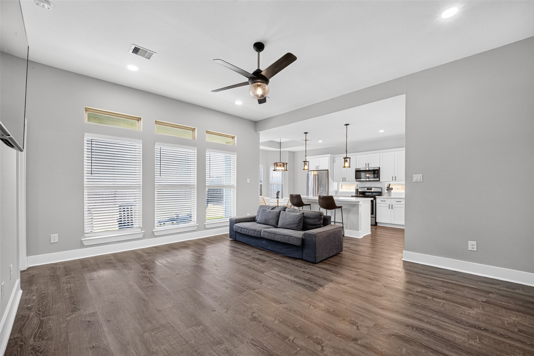 4551 Bricker Street Property Photo 12