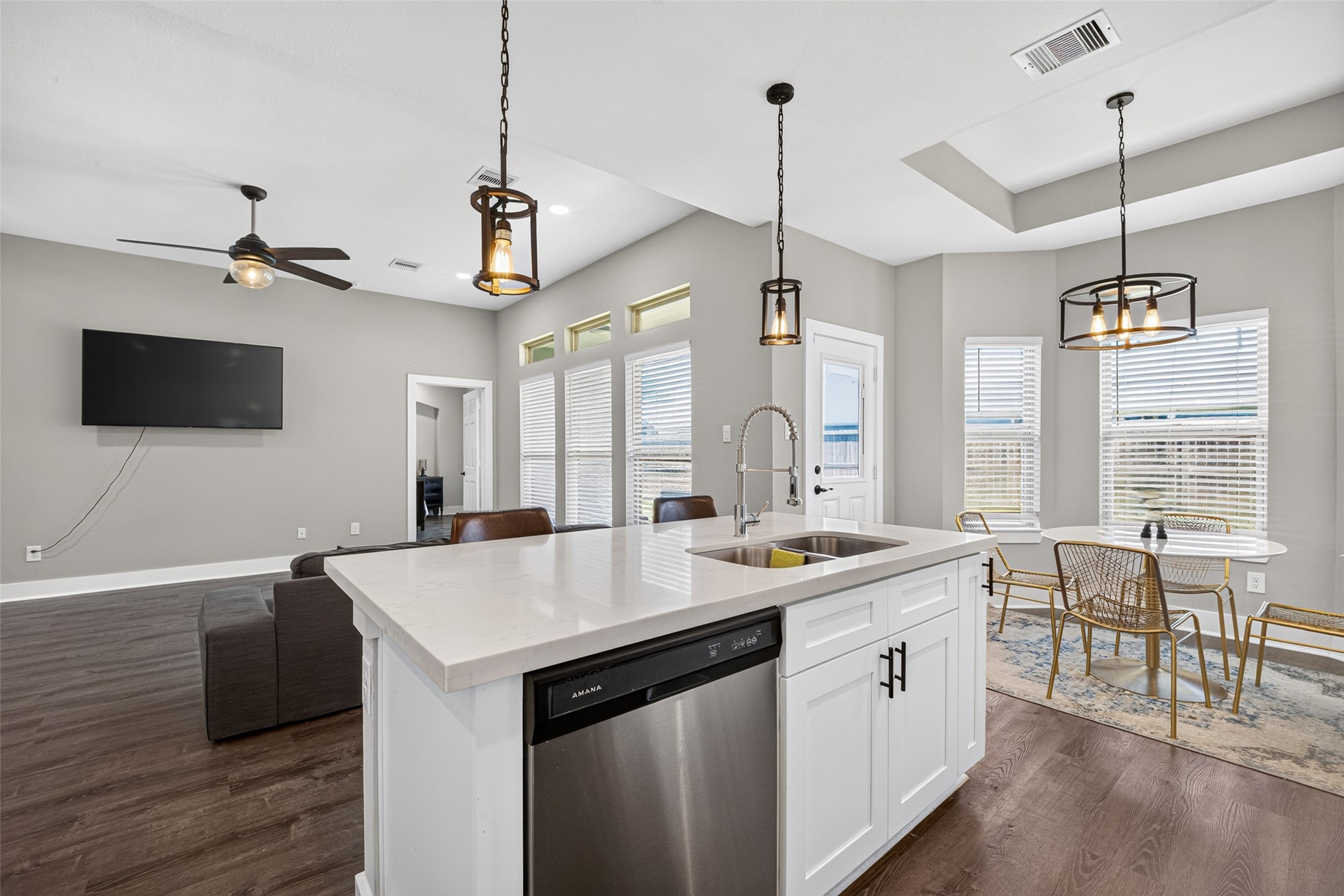 4551 Bricker Street Property Photo 17