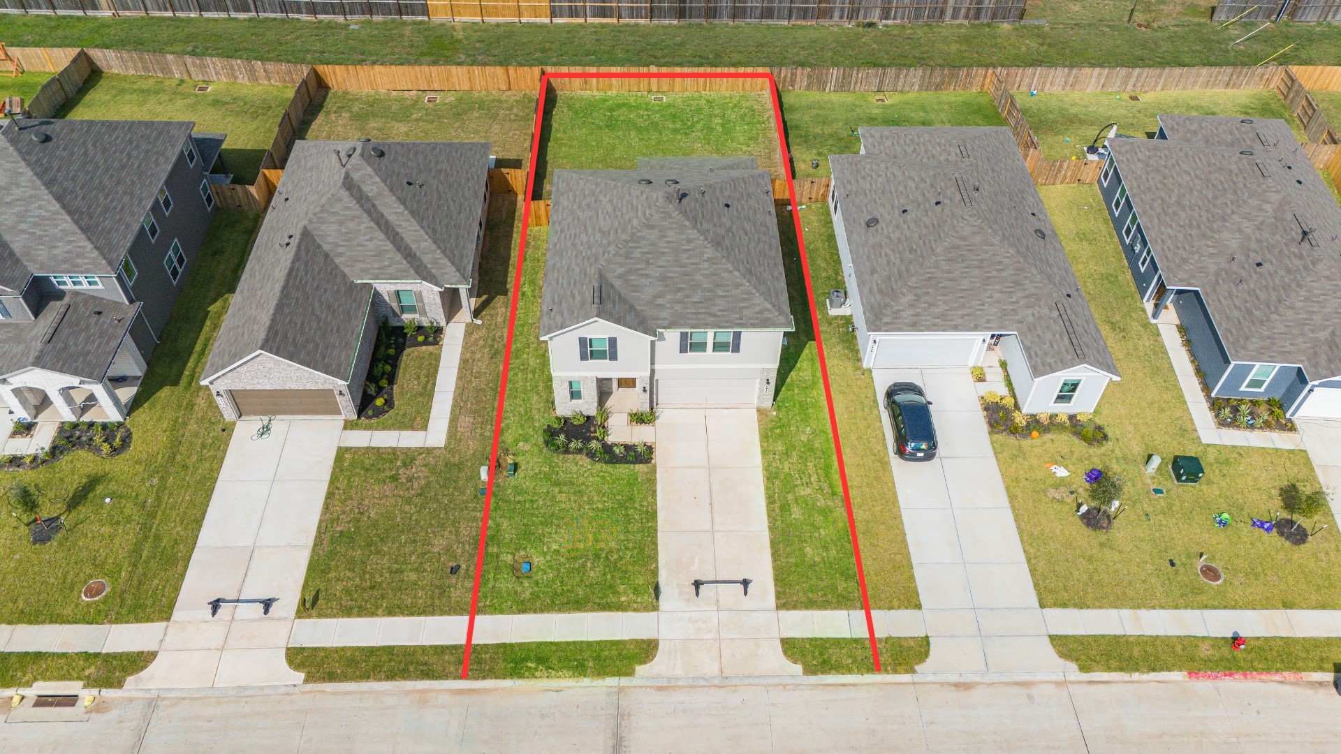 5519 Blackbird Lane Property Photo 2