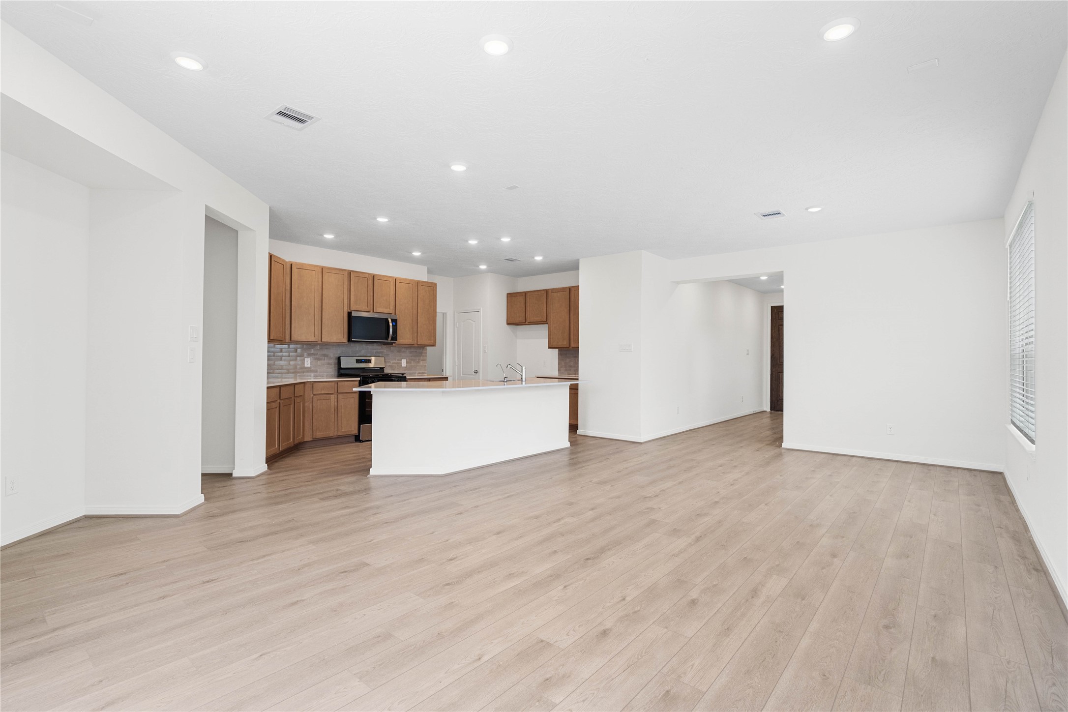 5519 Blackbird Lane Property Photo 11