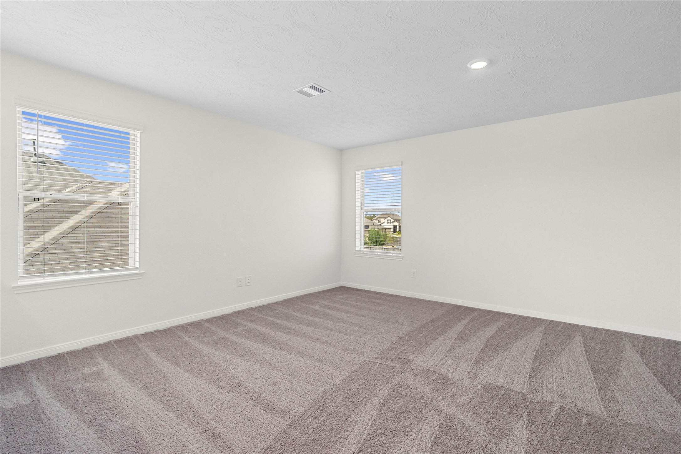 5519 Blackbird Lane Property Photo 16