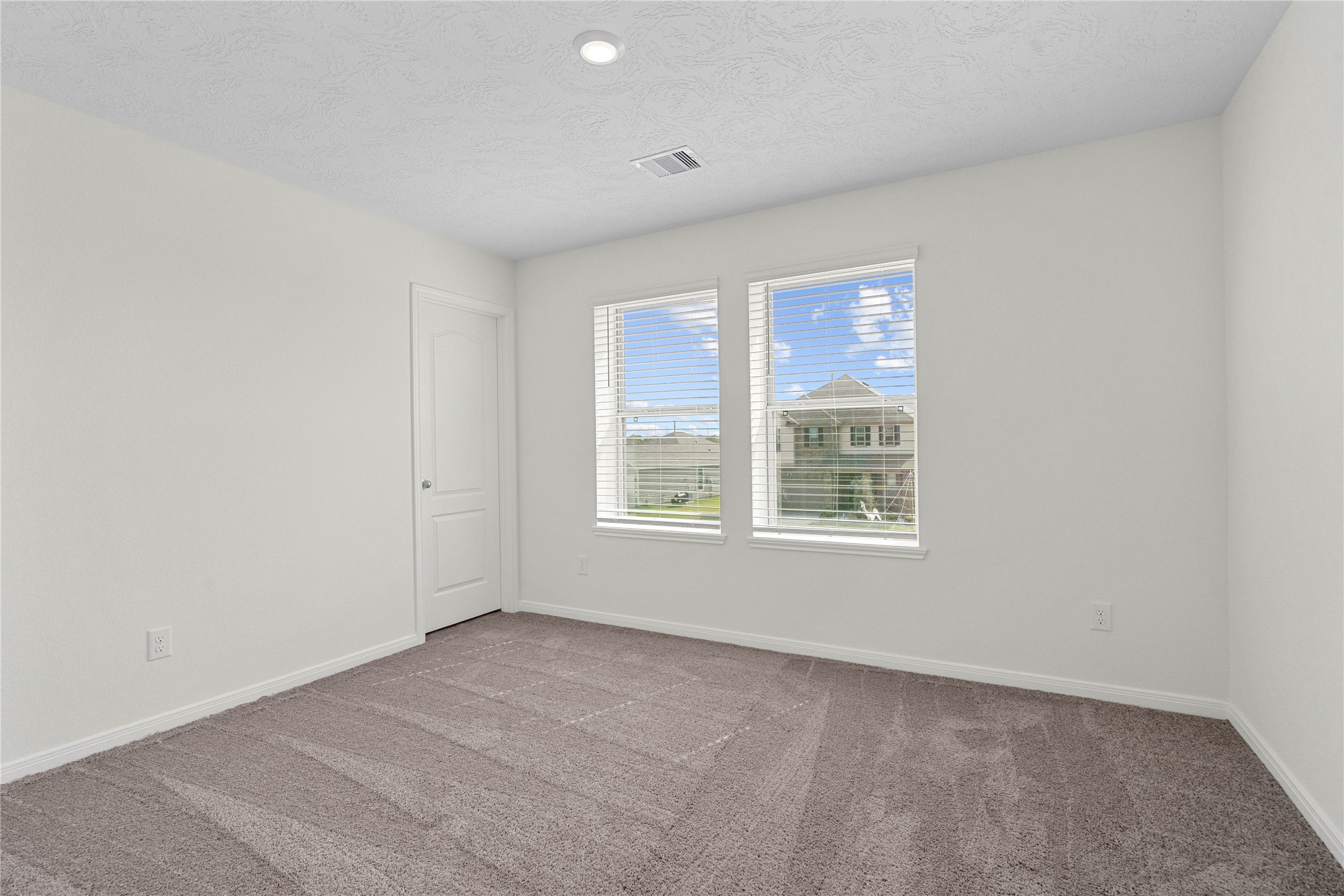 5519 Blackbird Lane Property Photo 21