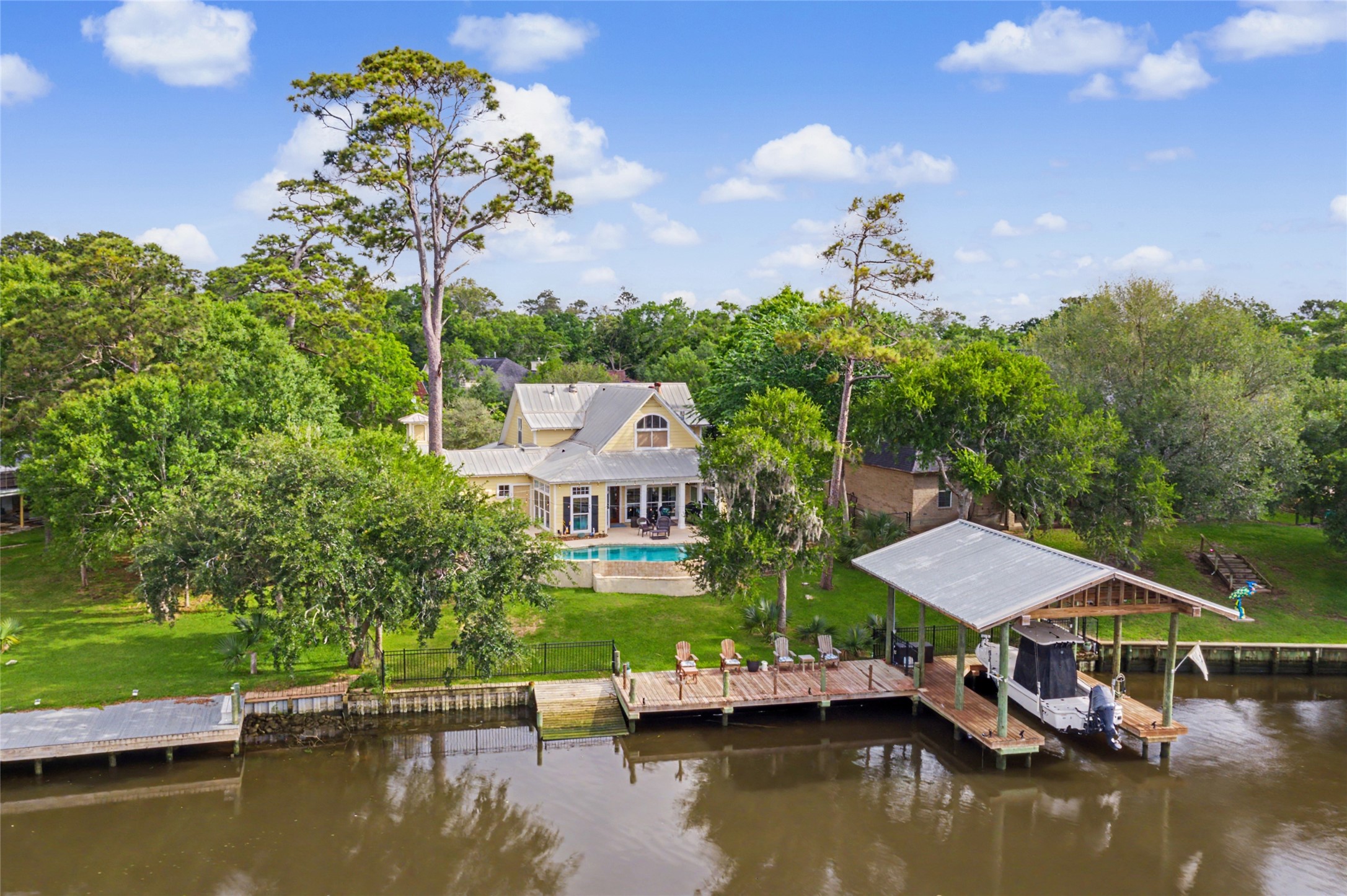 3924 Amanda Court