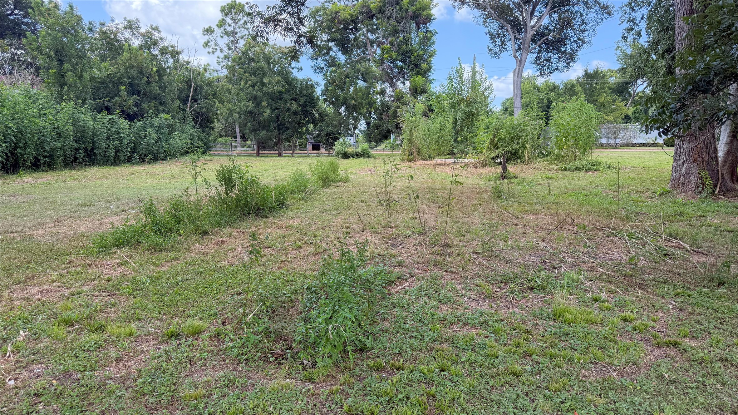 109 Handball Court Property Photo 2