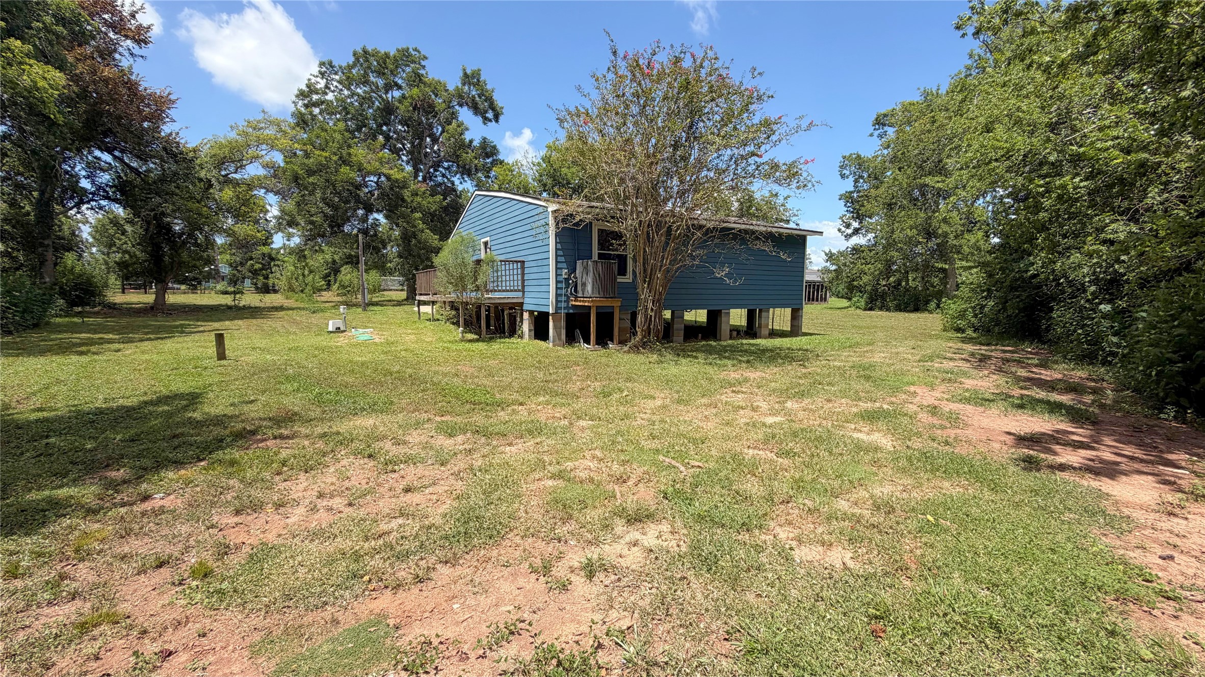 109 Handball Court Property Photo 9