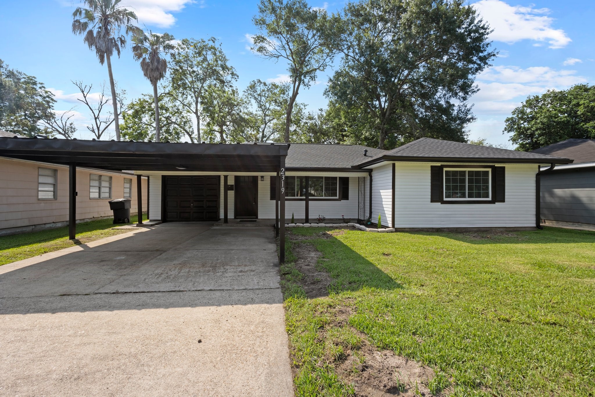 2319 Helena Ave