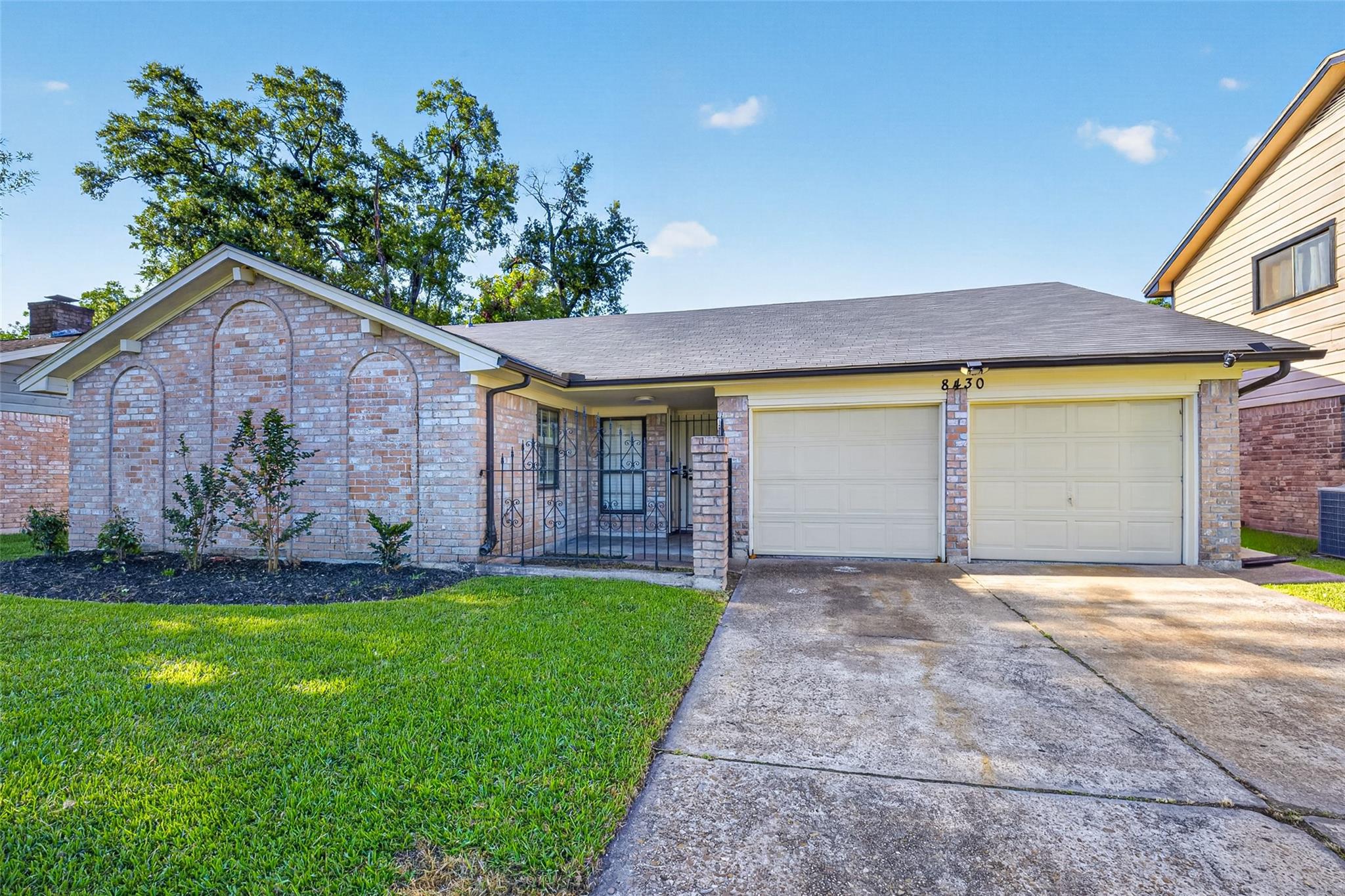8430 Gallahad Street, Houston Tx 77078 Property Photo 4