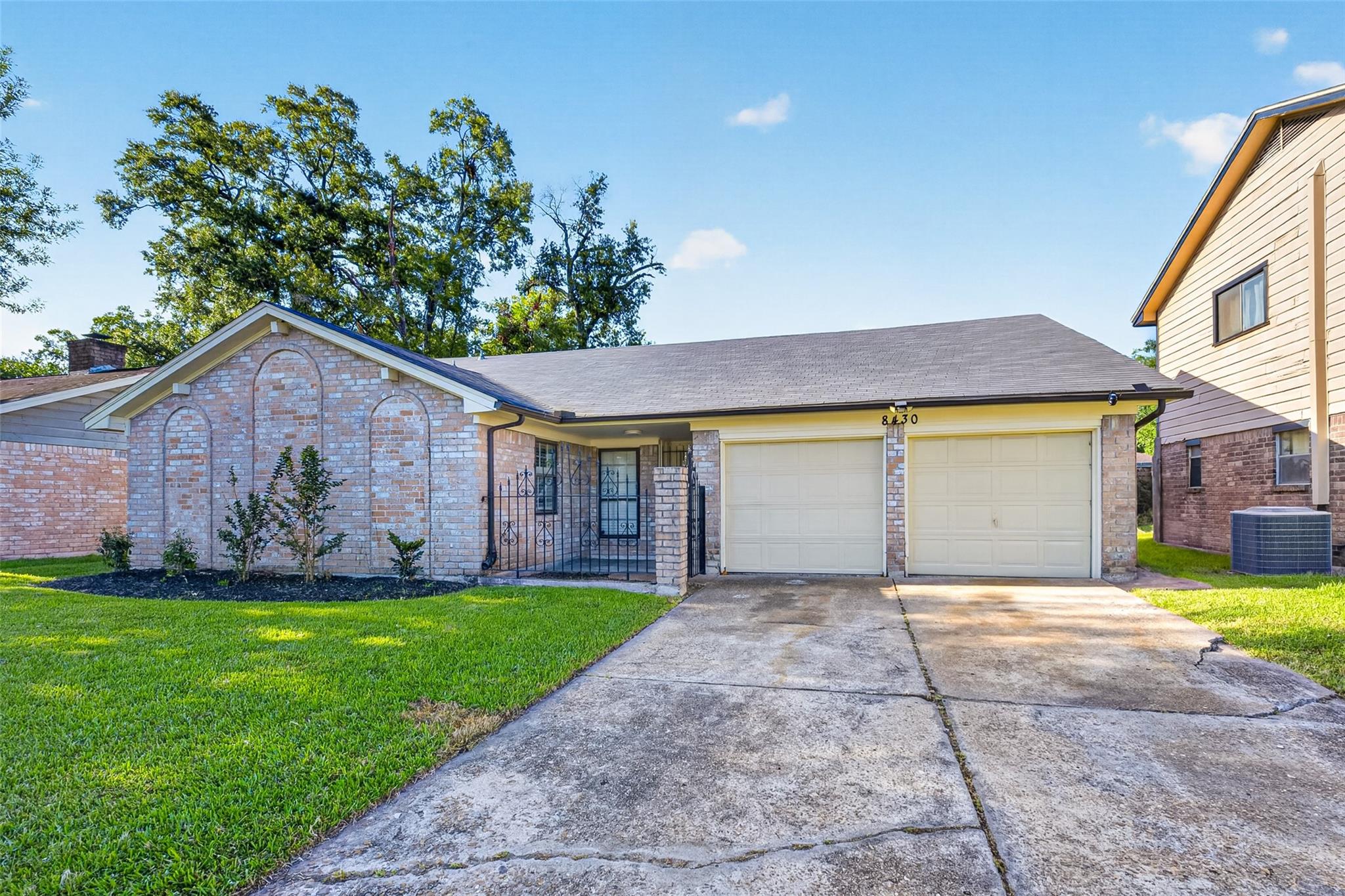 8430 Gallahad Street, Houston Tx 77078 Property Photo 5