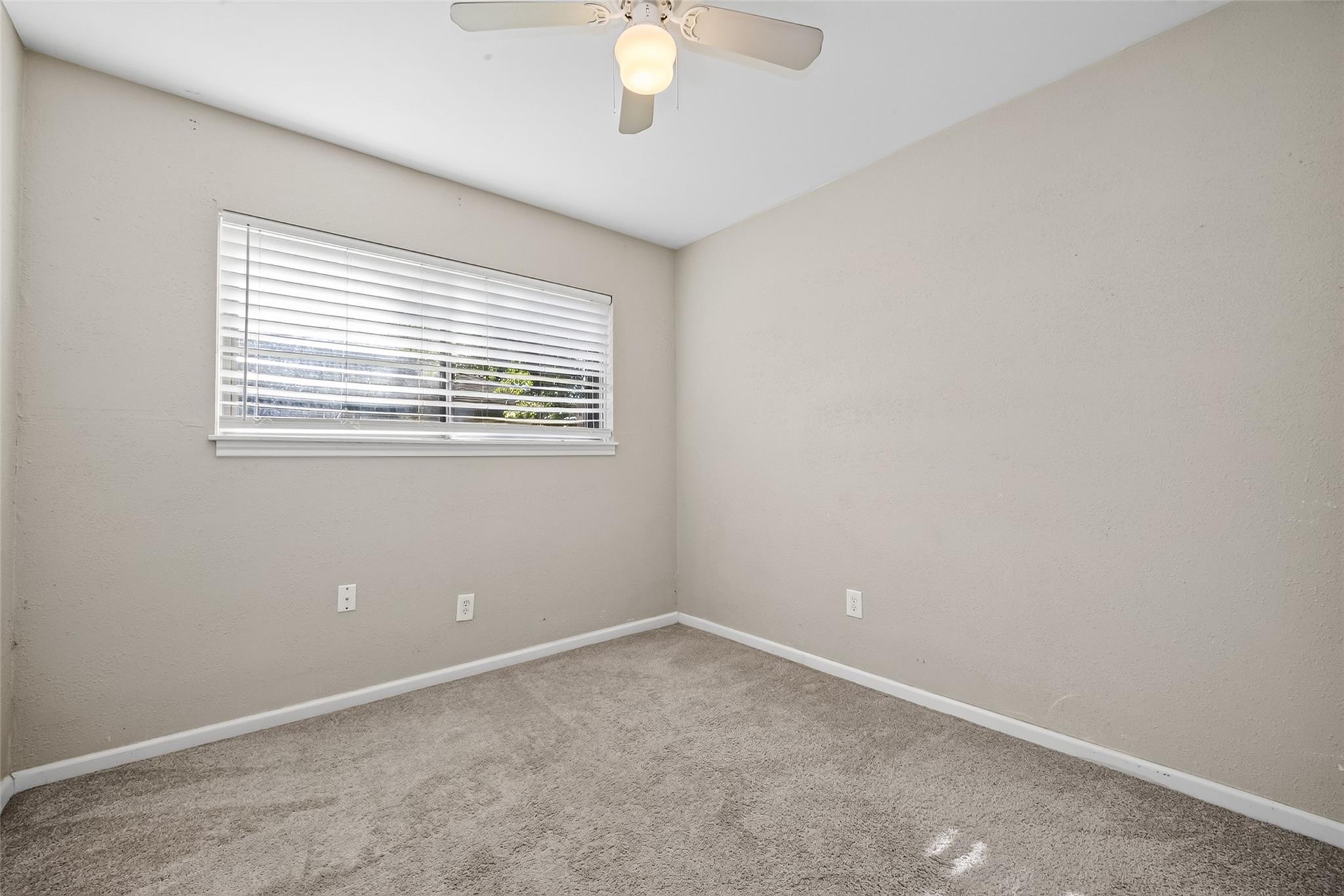 8430 Gallahad Street, Houston Tx 77078 Property Photo 25