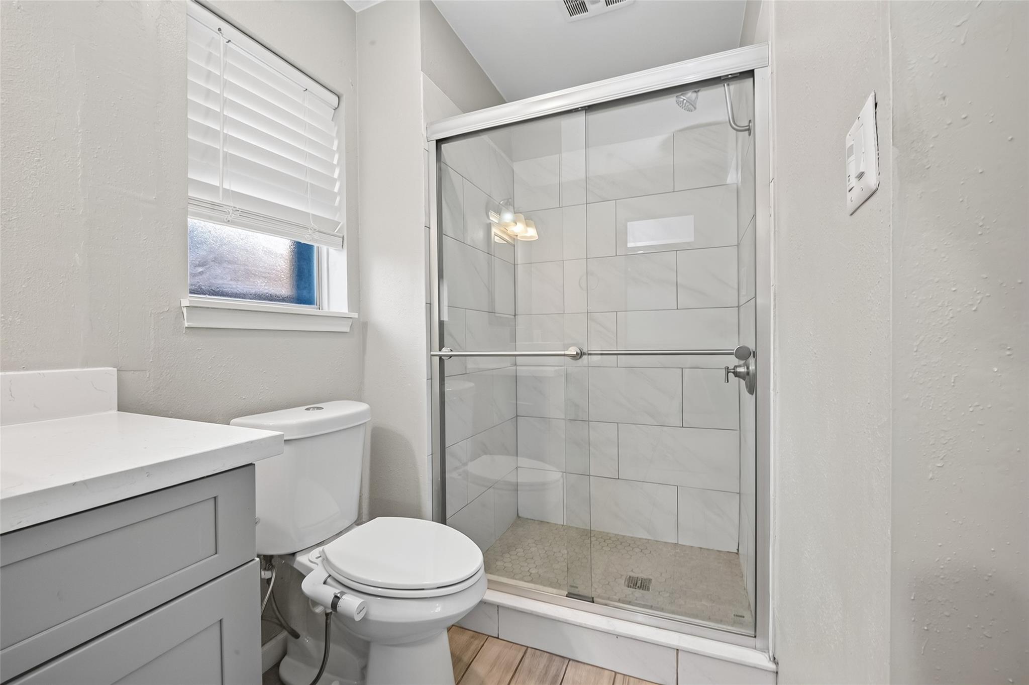 8430 Gallahad Street, Houston Tx 77078 Property Photo 44