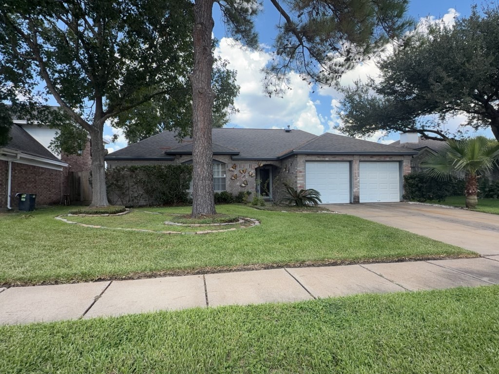 17518 Masonridge Drive Property Photo 1