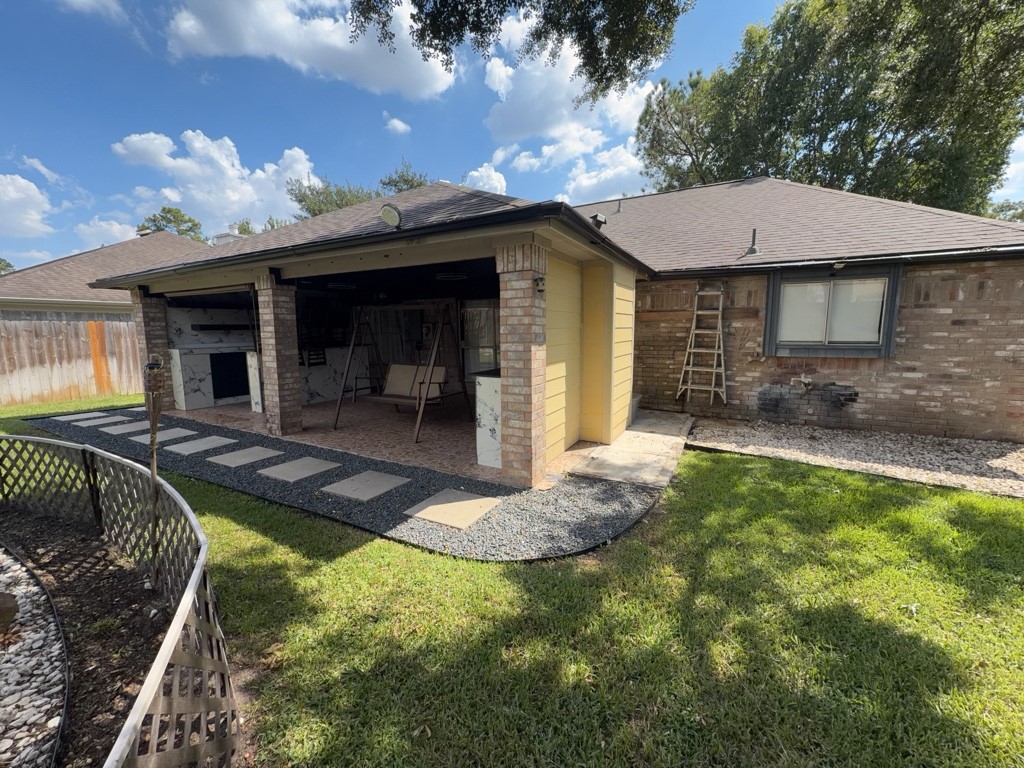 17518 Masonridge Drive Property Photo 5