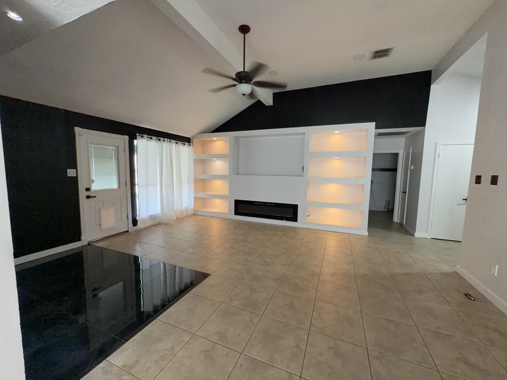 17518 Masonridge Drive Property Photo 12