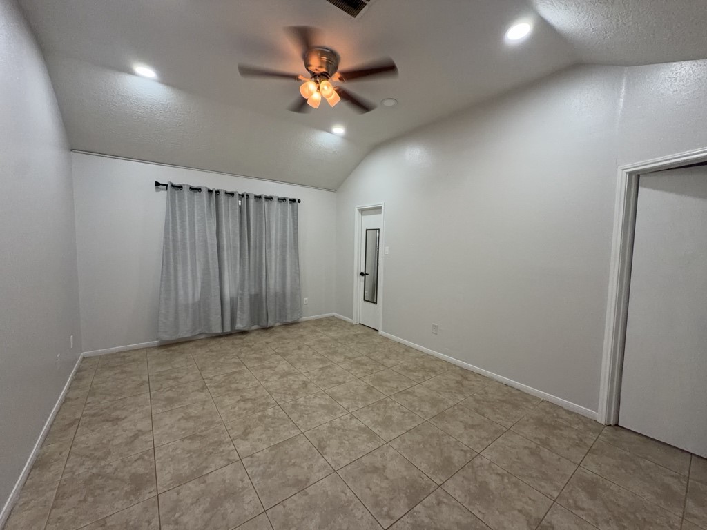 17518 Masonridge Drive Property Photo 15