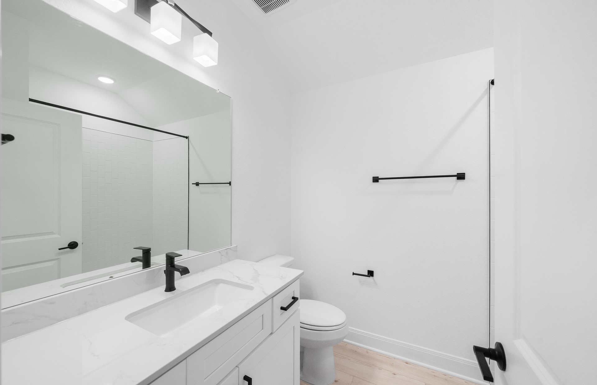 6111 Lush Pasture Lane Property Photo 20