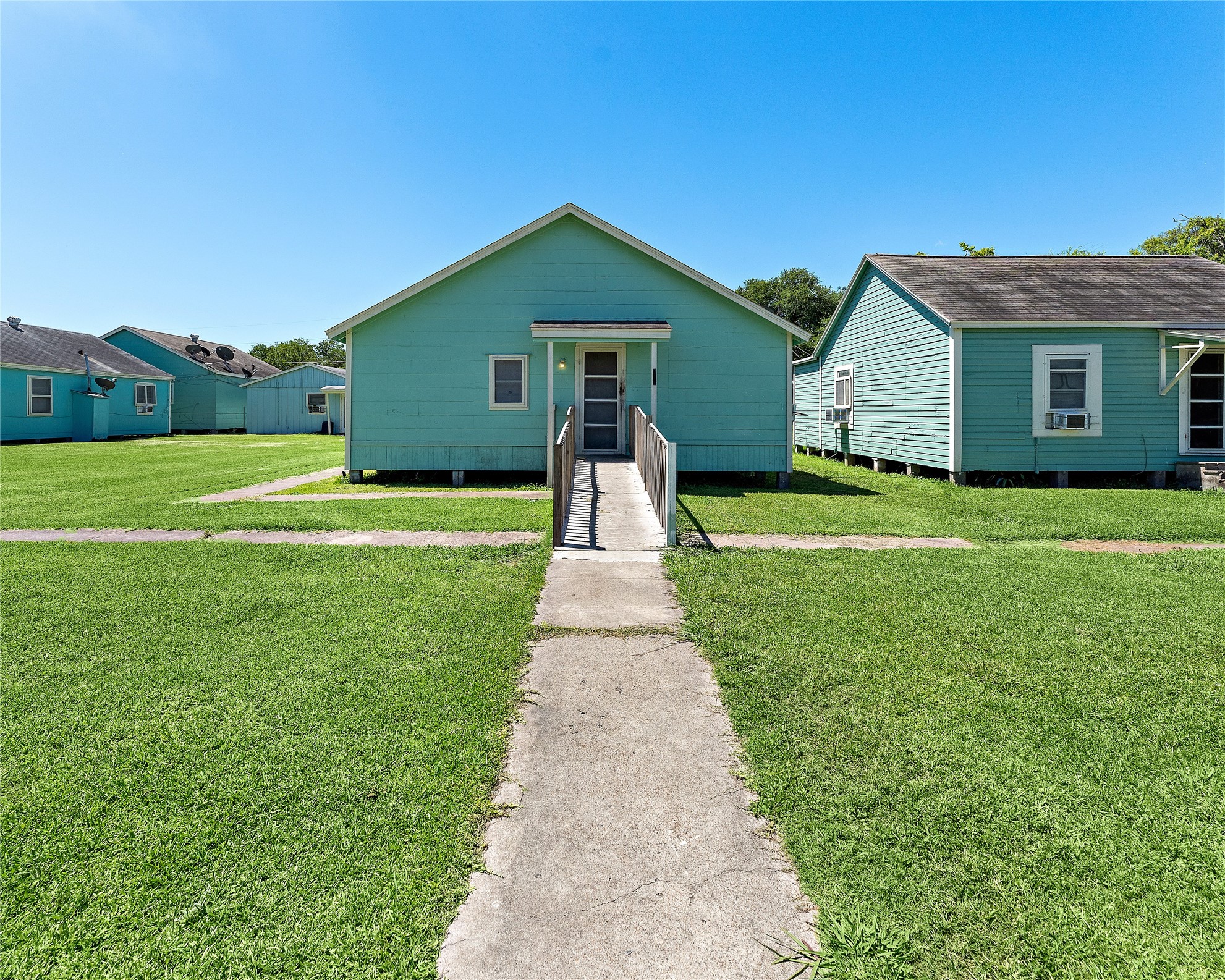311 9th Street N Property Photo 1