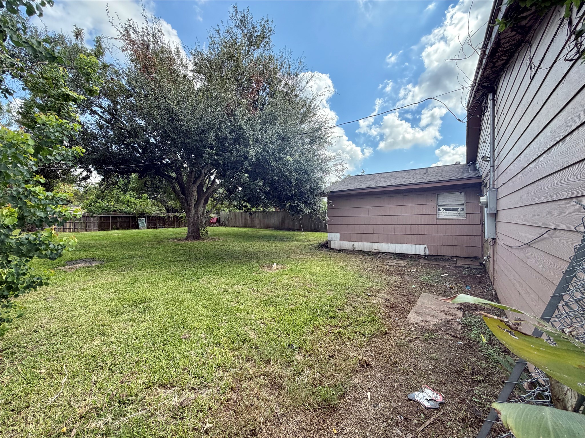 1818 W 11th Street Property Photo 13