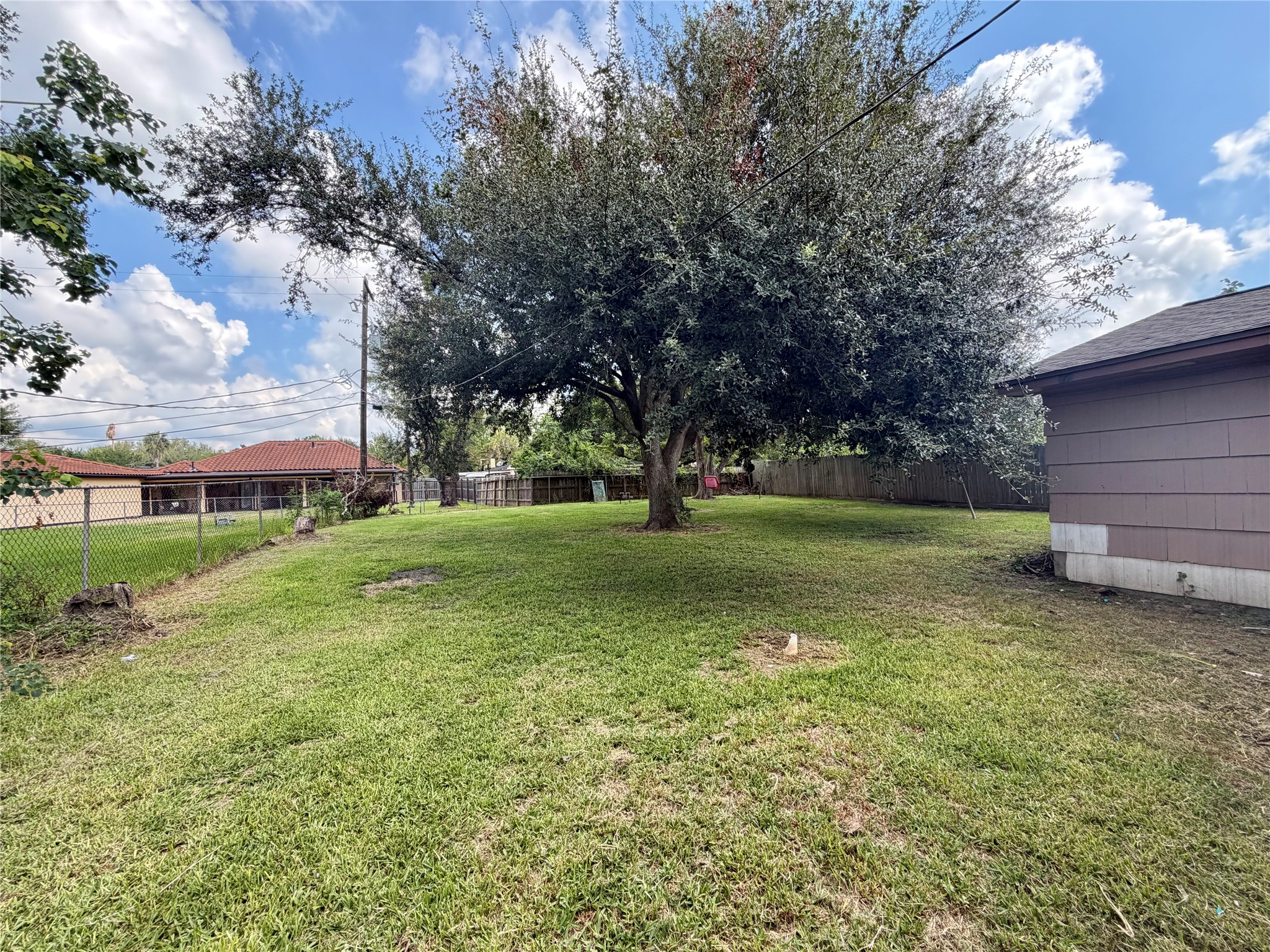 1818 W 11th Street Property Photo 14